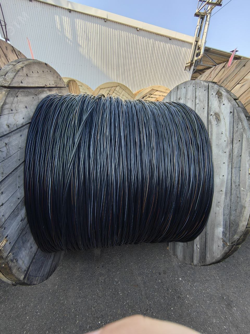 Провод СИП-4 4х35-0,6/1 POHL443500000000 - Угличкабель