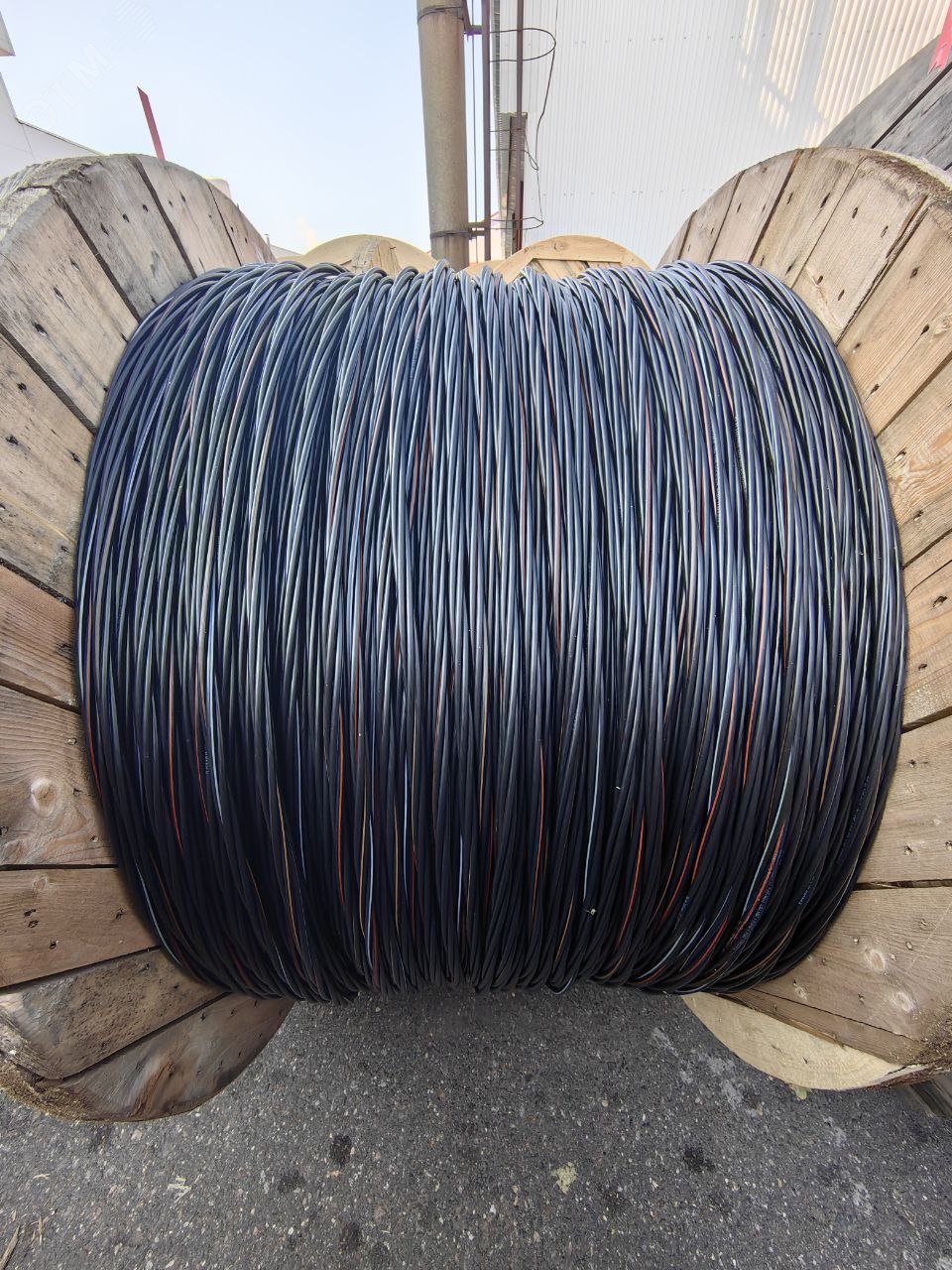Провод СИП-4 4х50-0,6/1 POHL445000000000 - Угличкабель