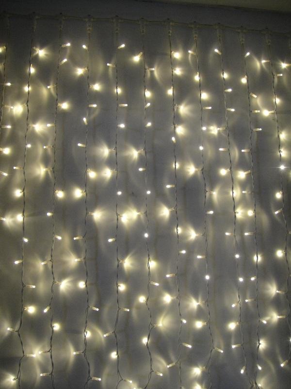 Гирлянда светодиодная "Бахрома" 1.8х0.5м 48LED схема нитей 1/2/3/5/3/2 тепл. бел. IP20 возможность соединения до 3шт 220В КОСМОС KOC_CUR-V21 - Космос
