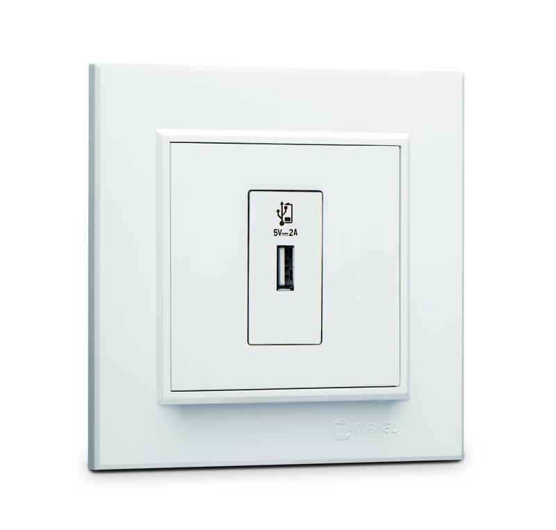 Розетка для зарядного устройства USB KAREA бел. 56001465 - Makel