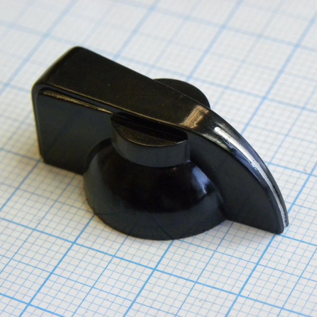 Ручка K7-1 bakelite (клювик) d=6.1 - YRE