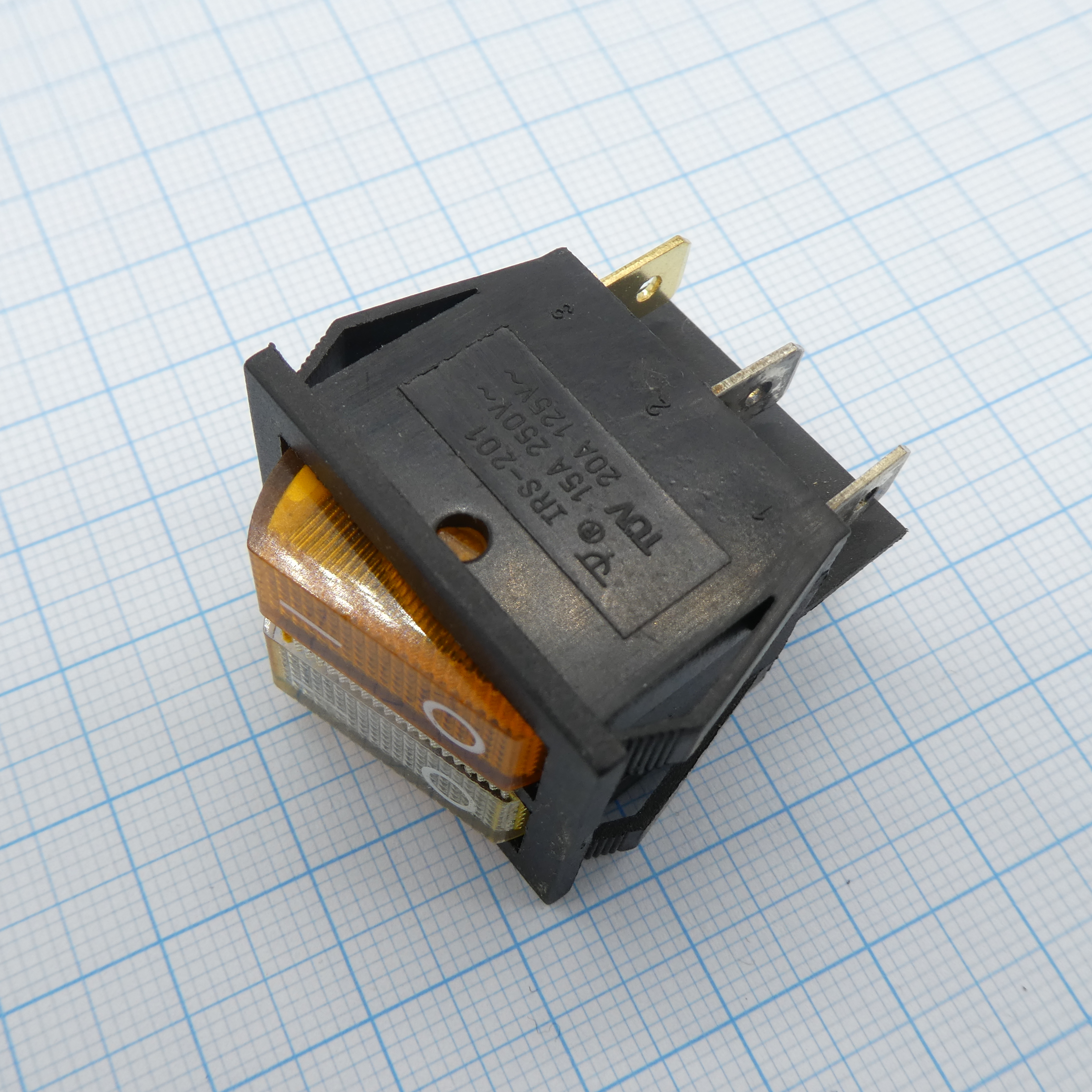 SWR 2101-1A3 W+Y/B IRS - Jietong