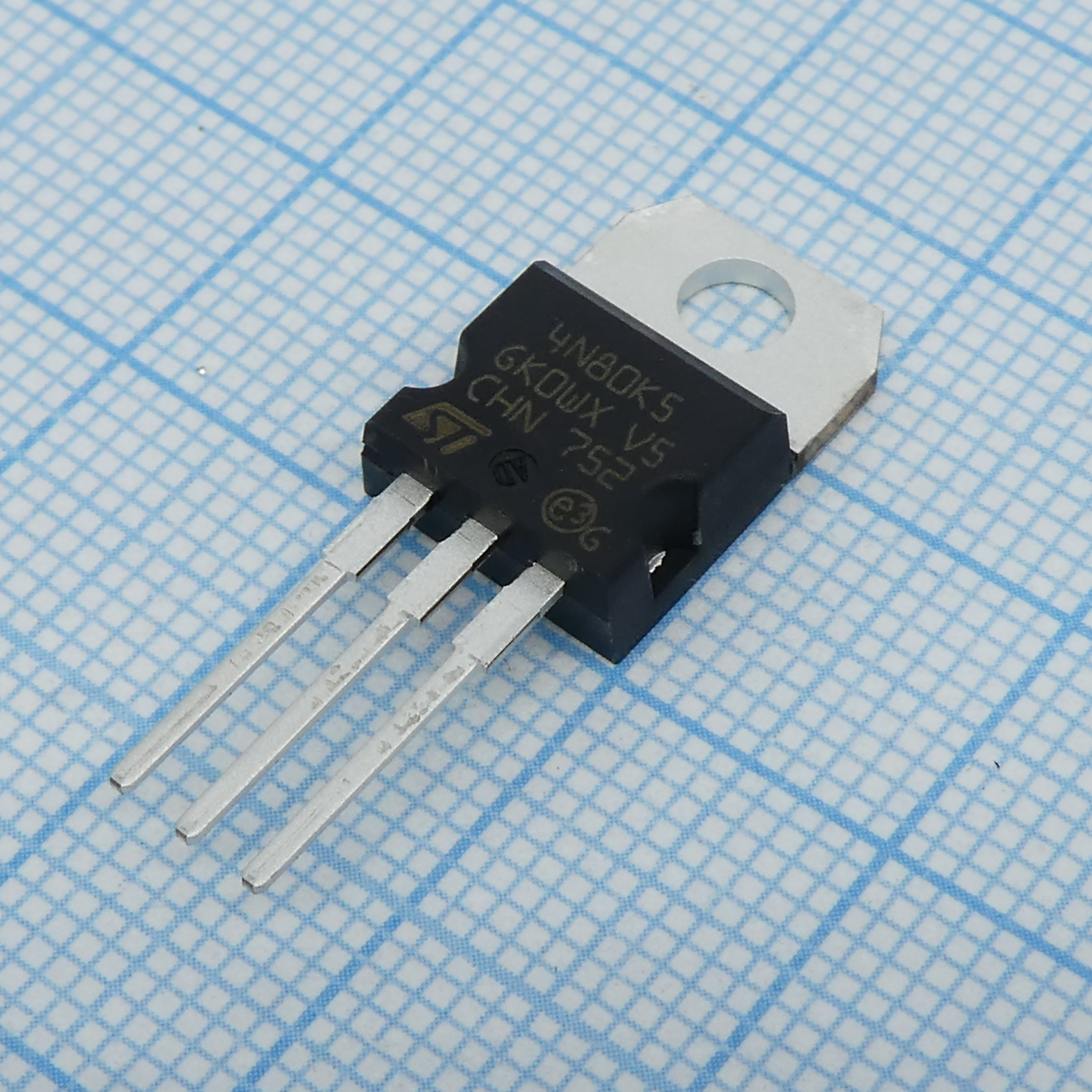STP4N80K5 - STM