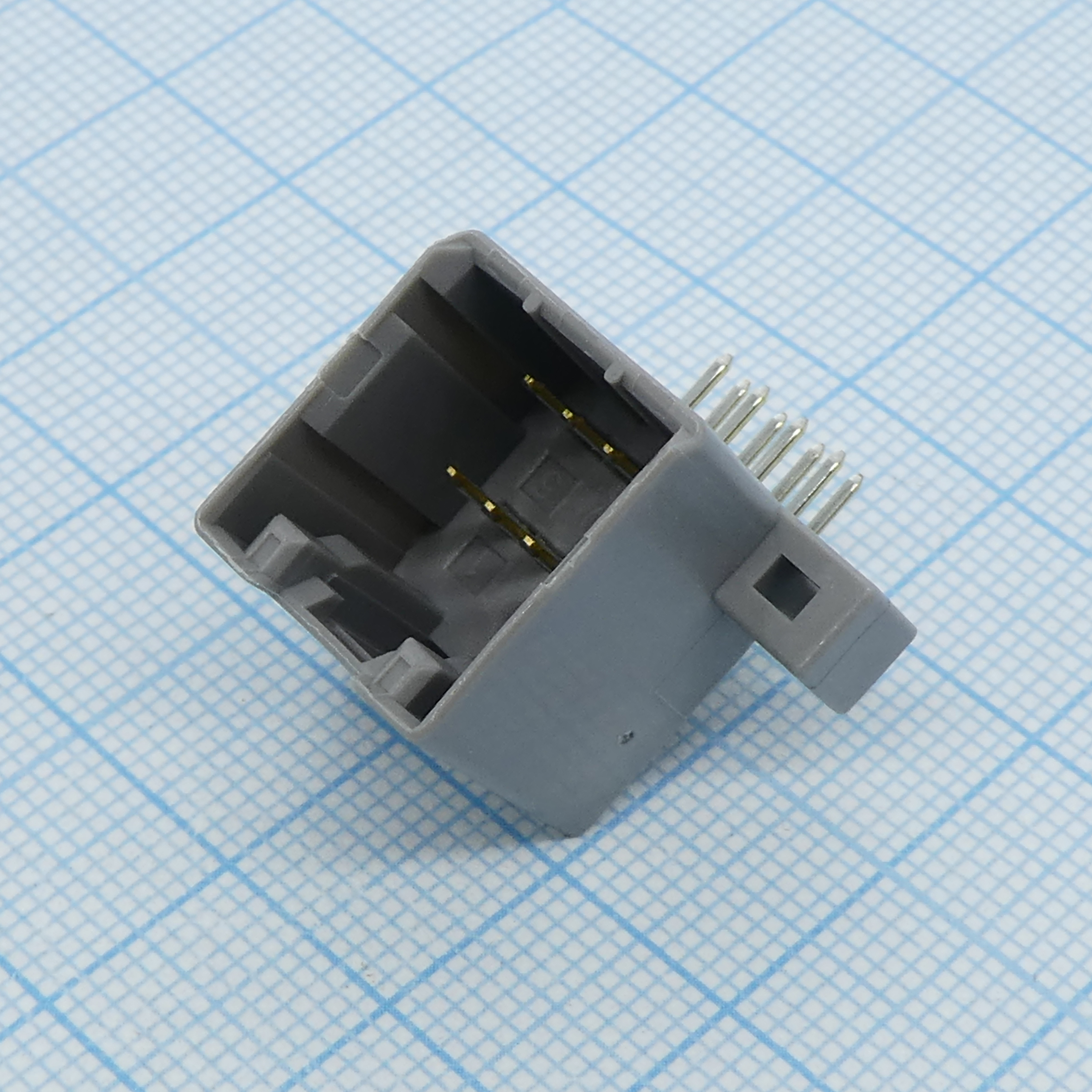681450825 - Molex
