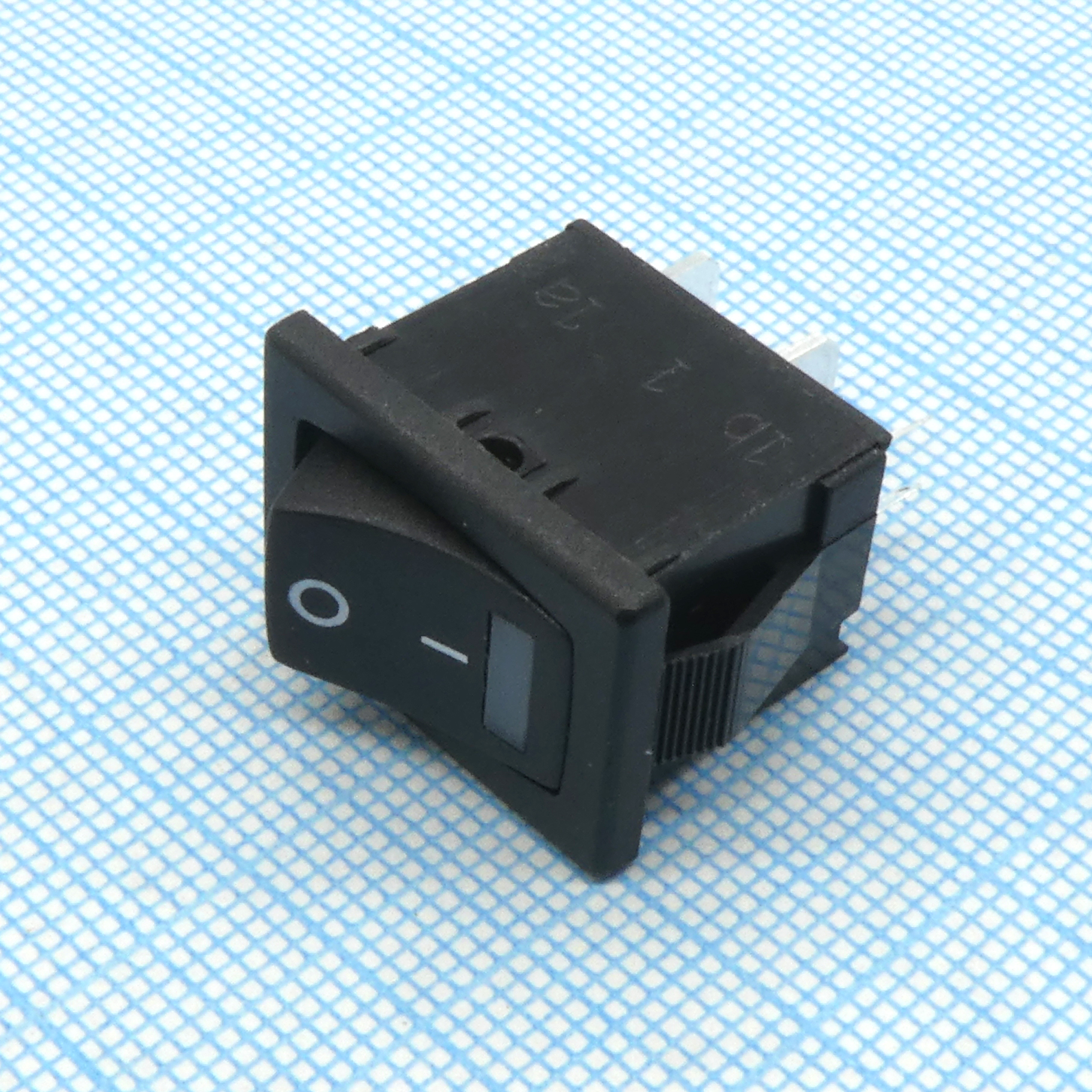 R19A-02IBBBTR-G - Switronic