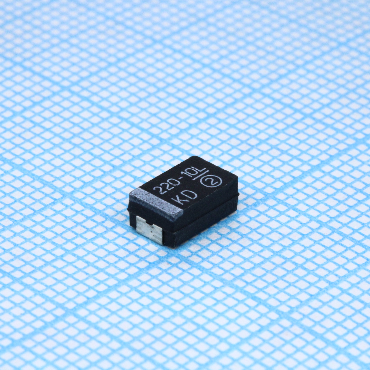 TR3D227K010C0100 - VISHAY