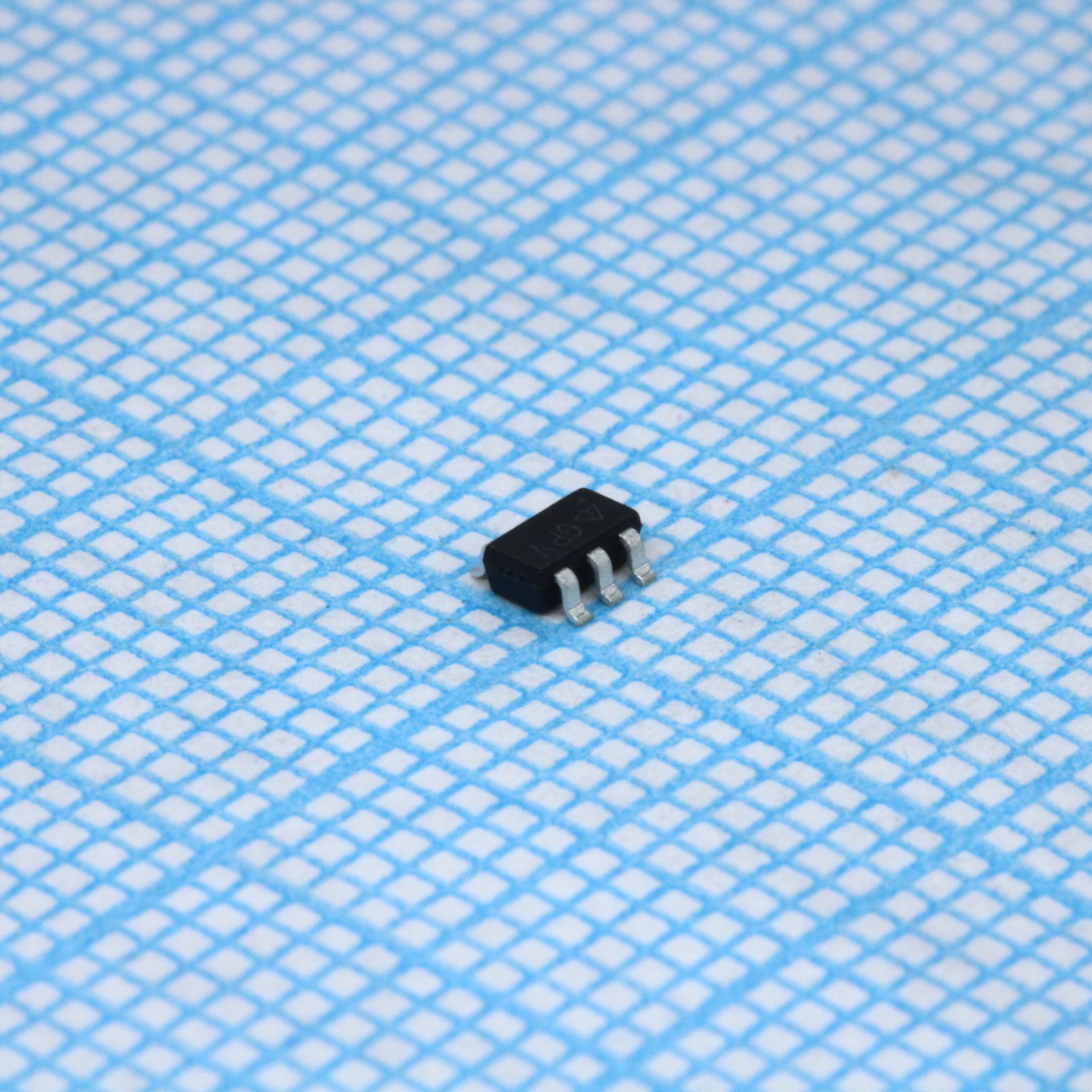 AP9101CK6-AYTRG1 - DIODES