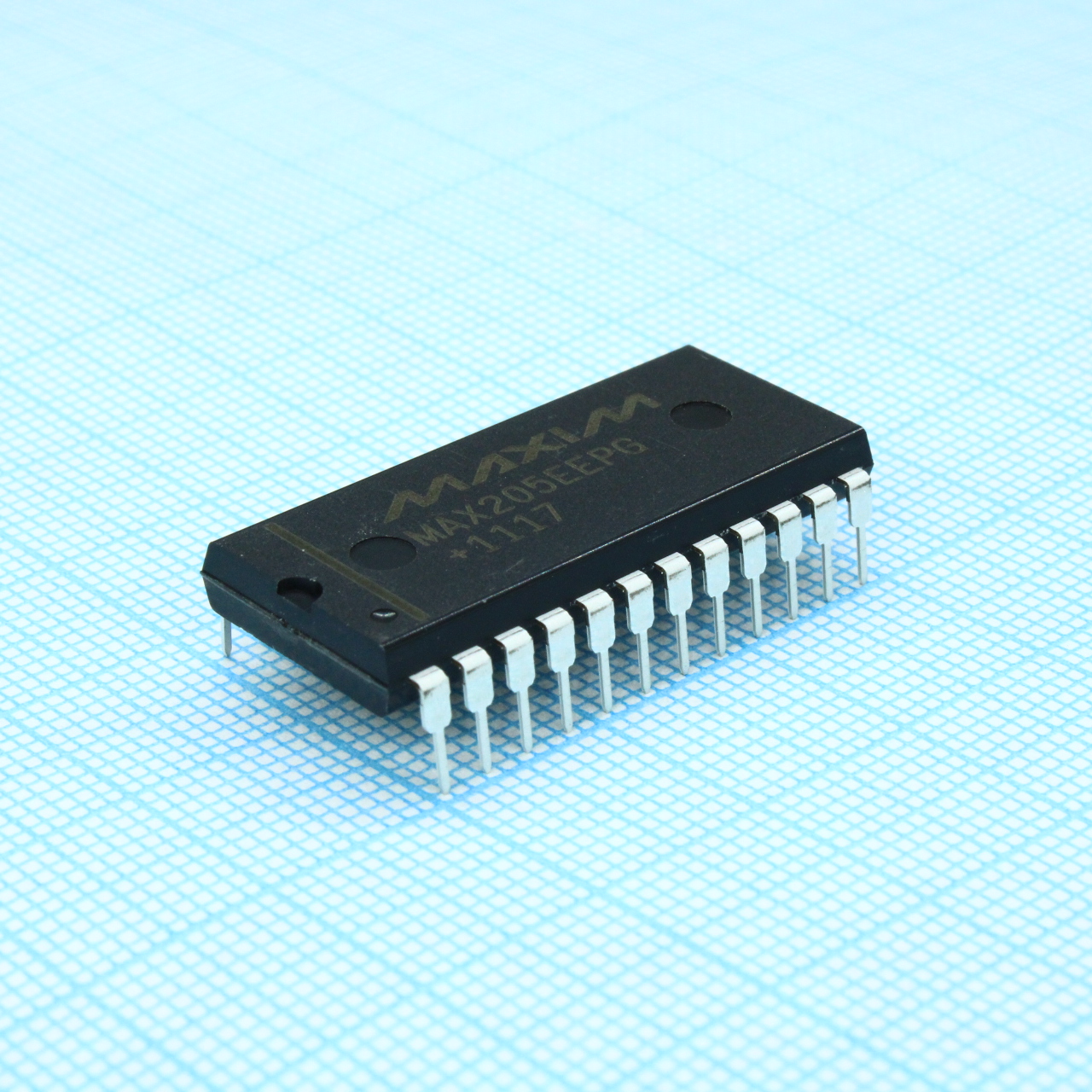 MAX205EEPG+G36 - MAX