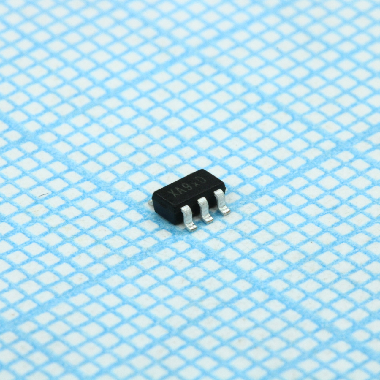AP22802AW5-7 - DIODES