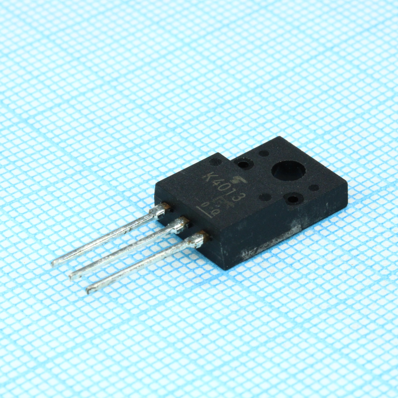 2SK4013 - TOS