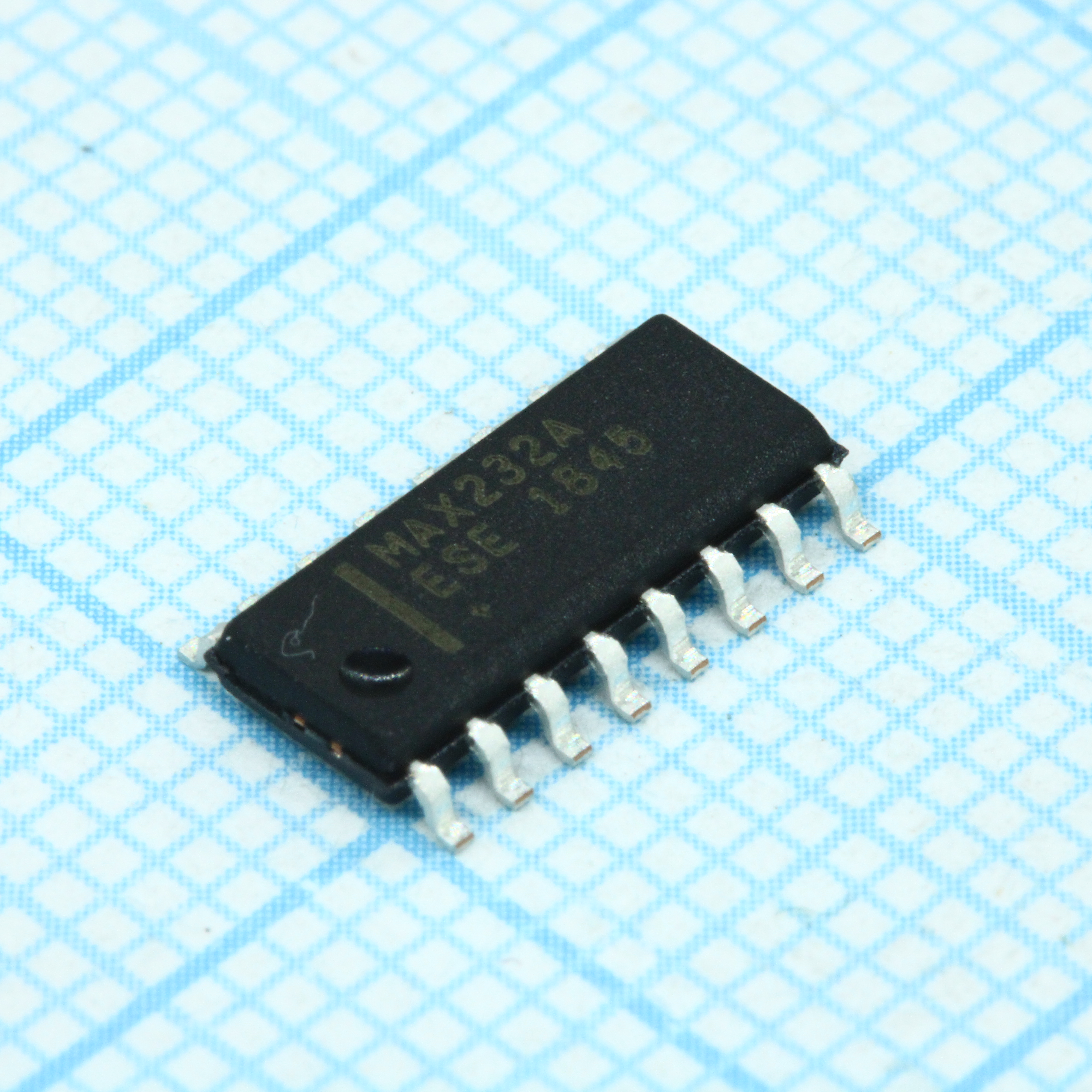 MAX232AESE+T - MAX