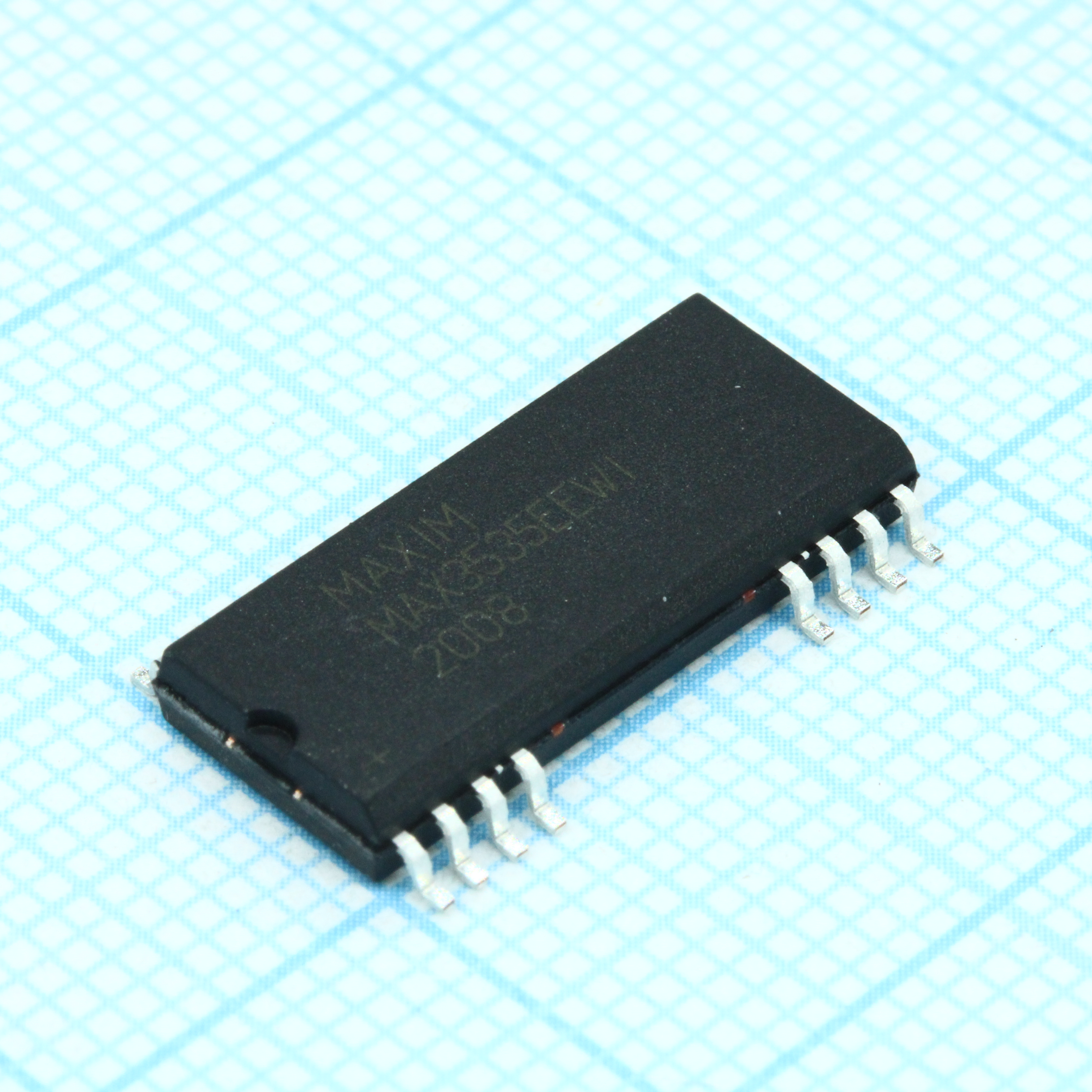 MAX3535EEWI+T - MAX