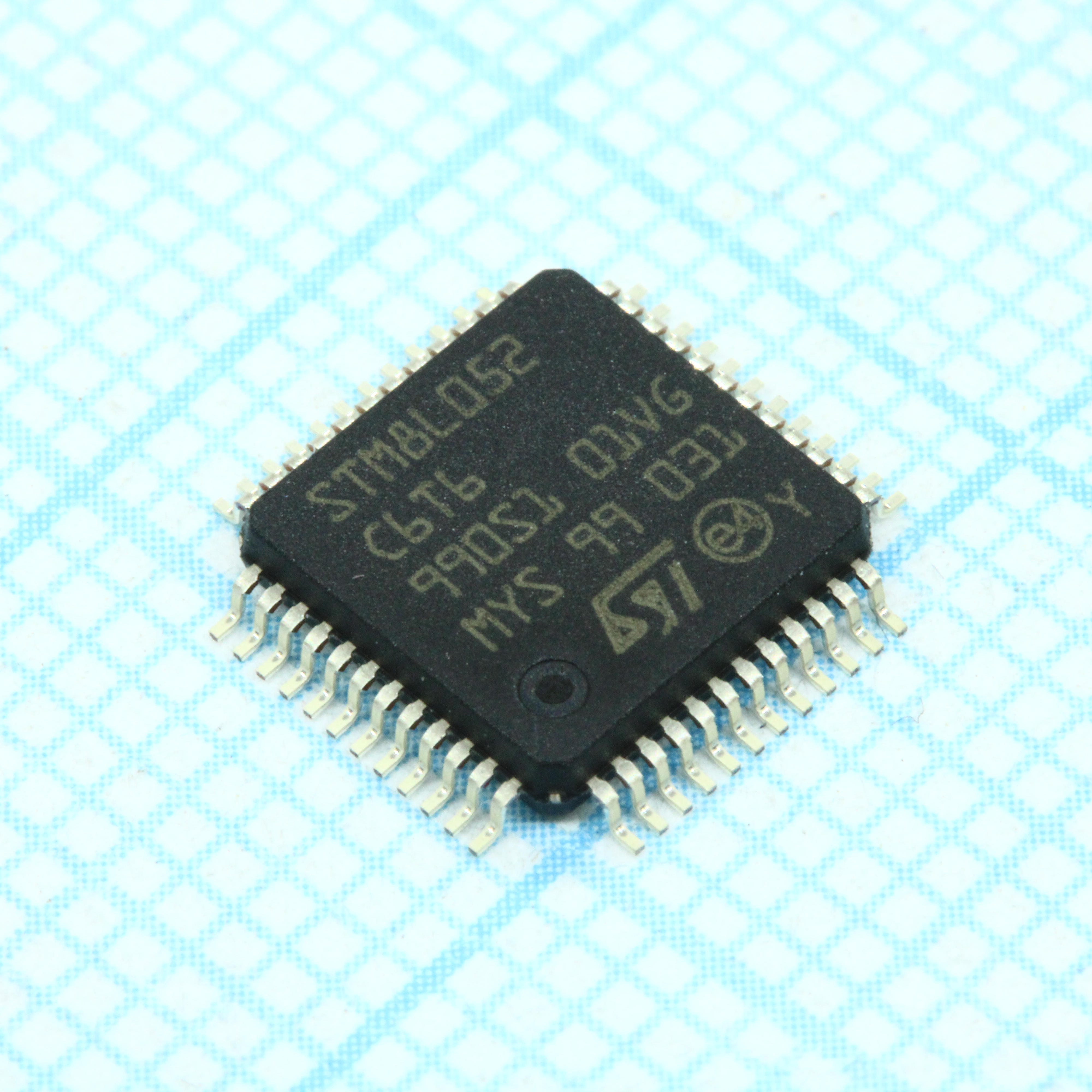 STM8L052C6T6 - STM