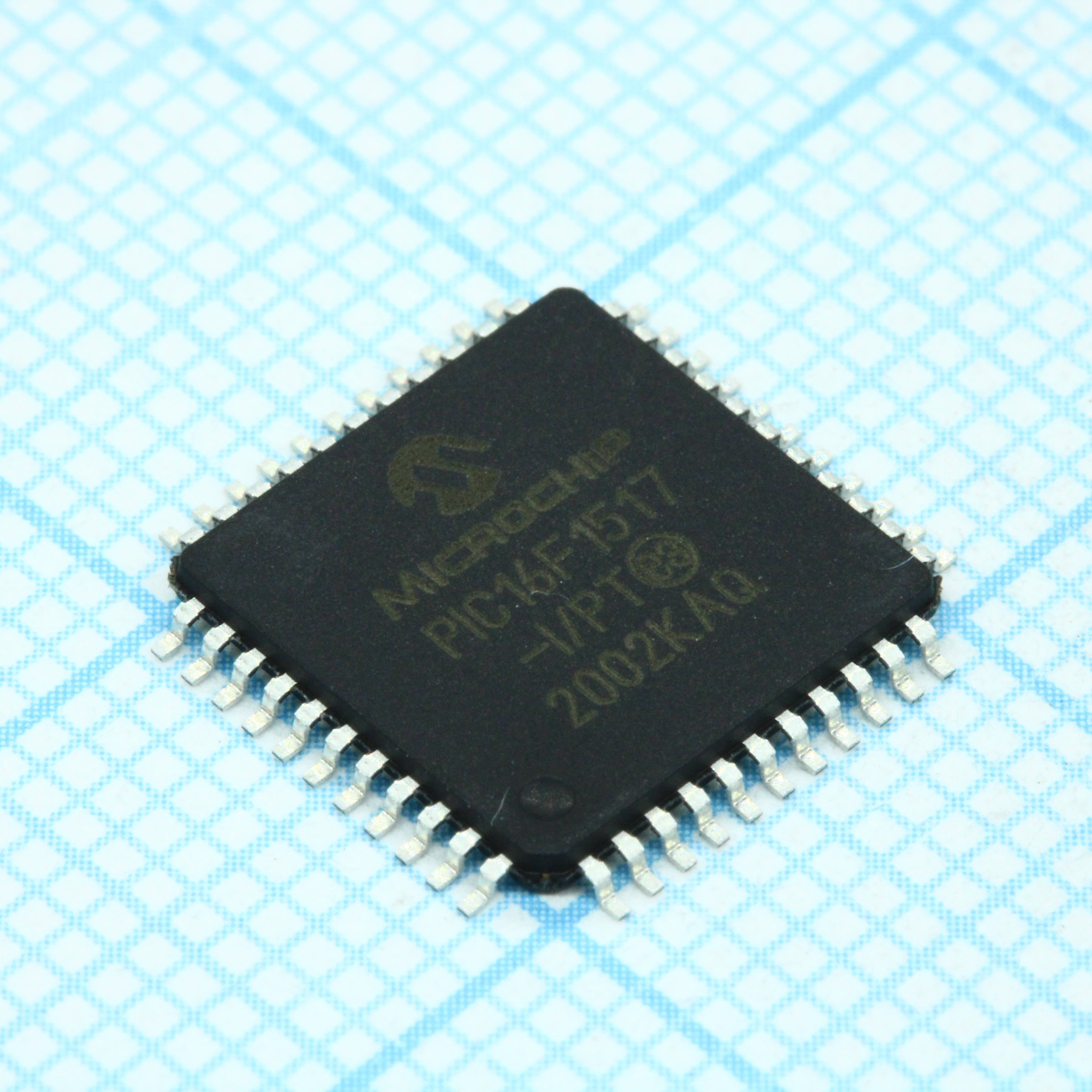 PIC16F1517-I/PT - MCHP