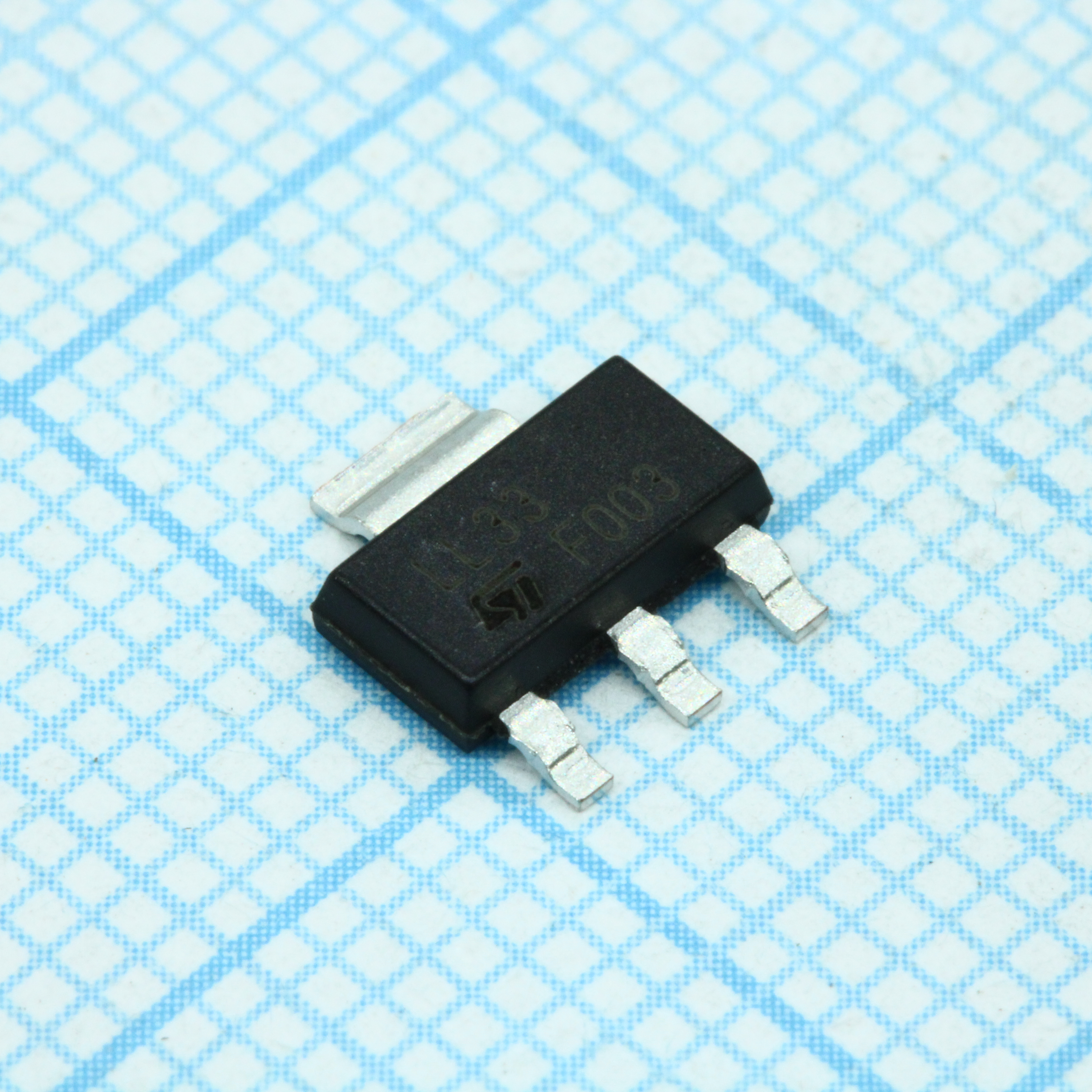LDL1117S33R - STM