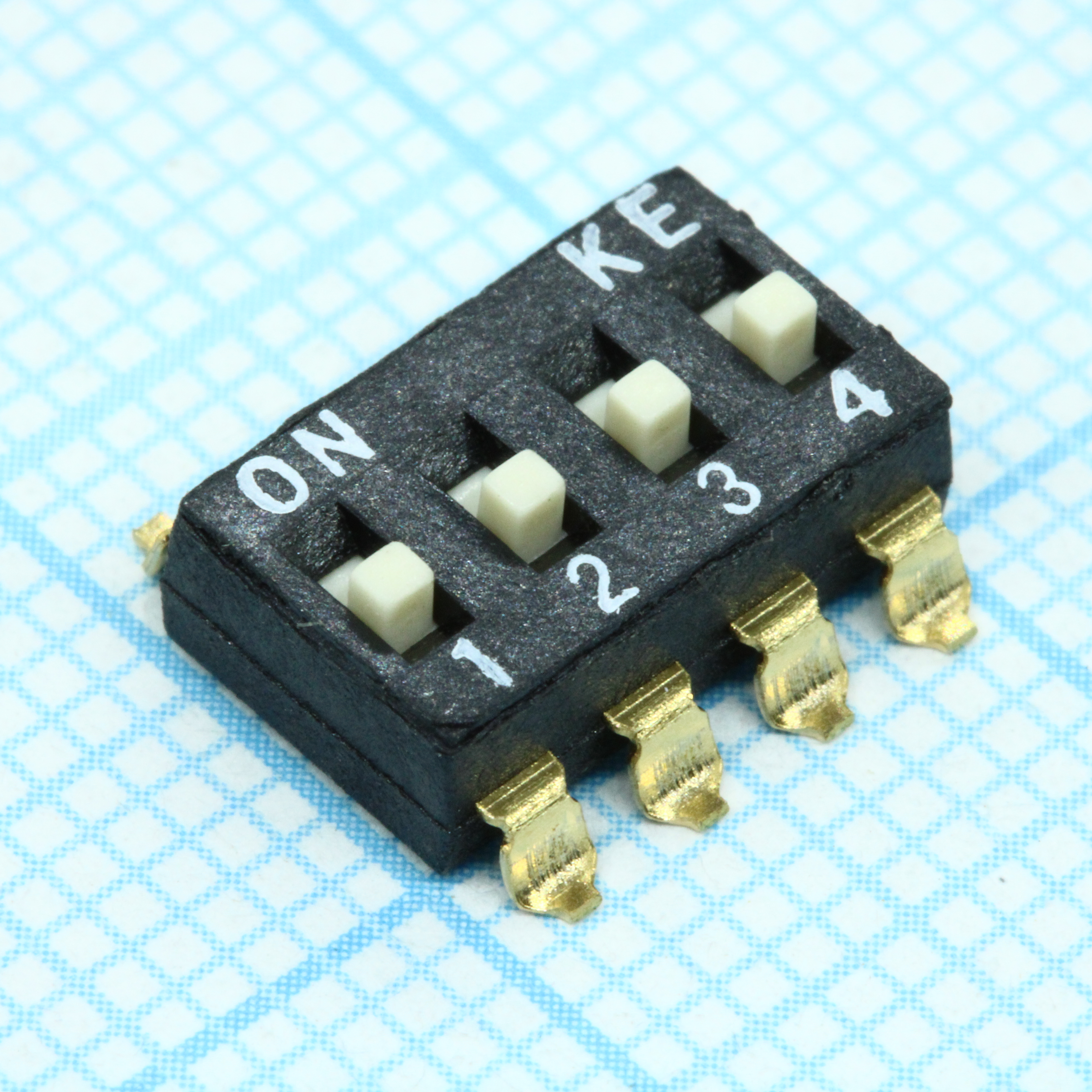 DMHA-04G-G - Switronic