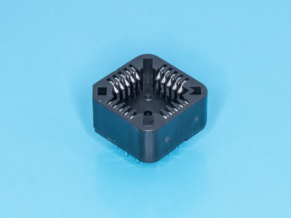 PLCC 20 - BB