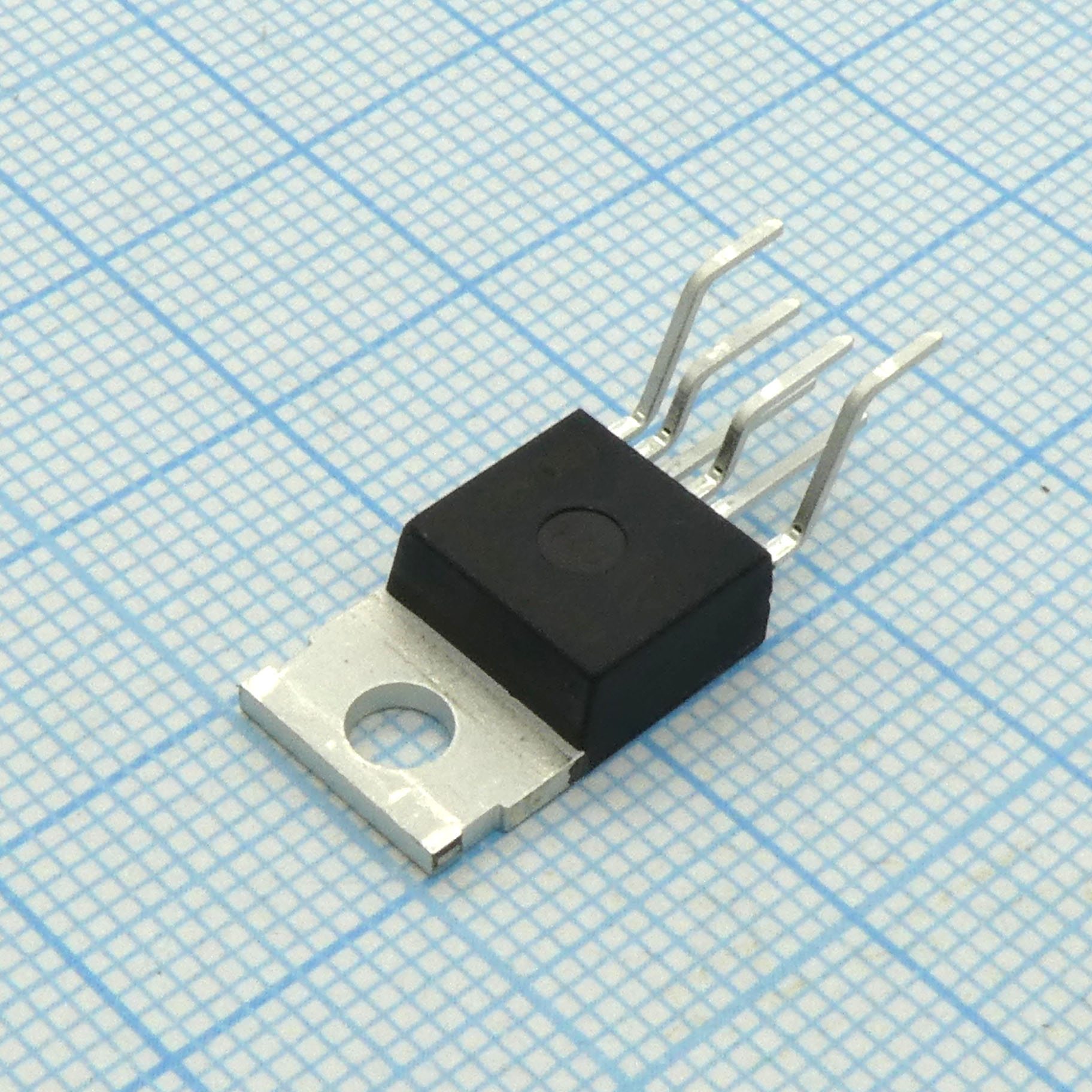 ICE2A765P2 - INF