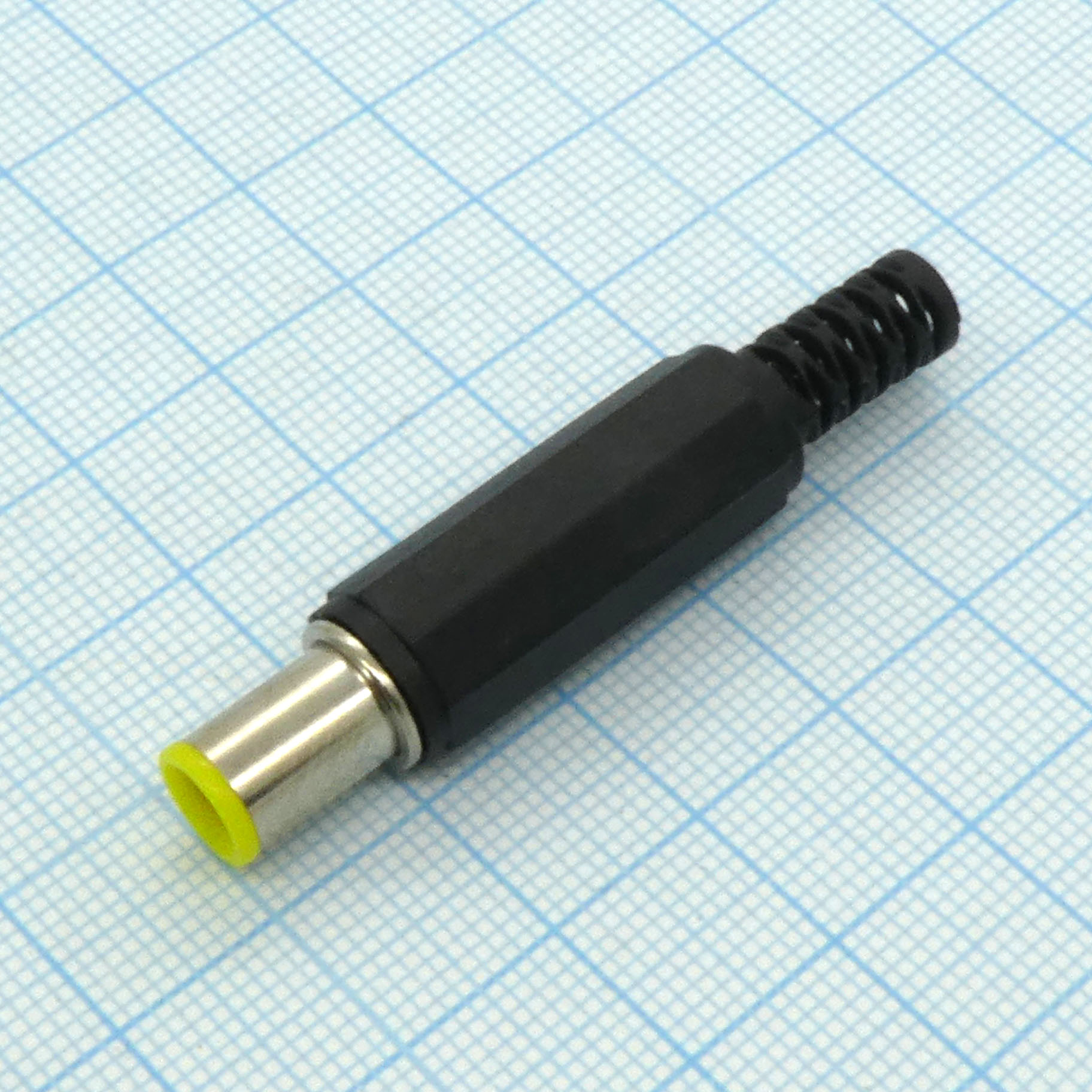 штекер DC 7.0*1.2pin*9.5 - .