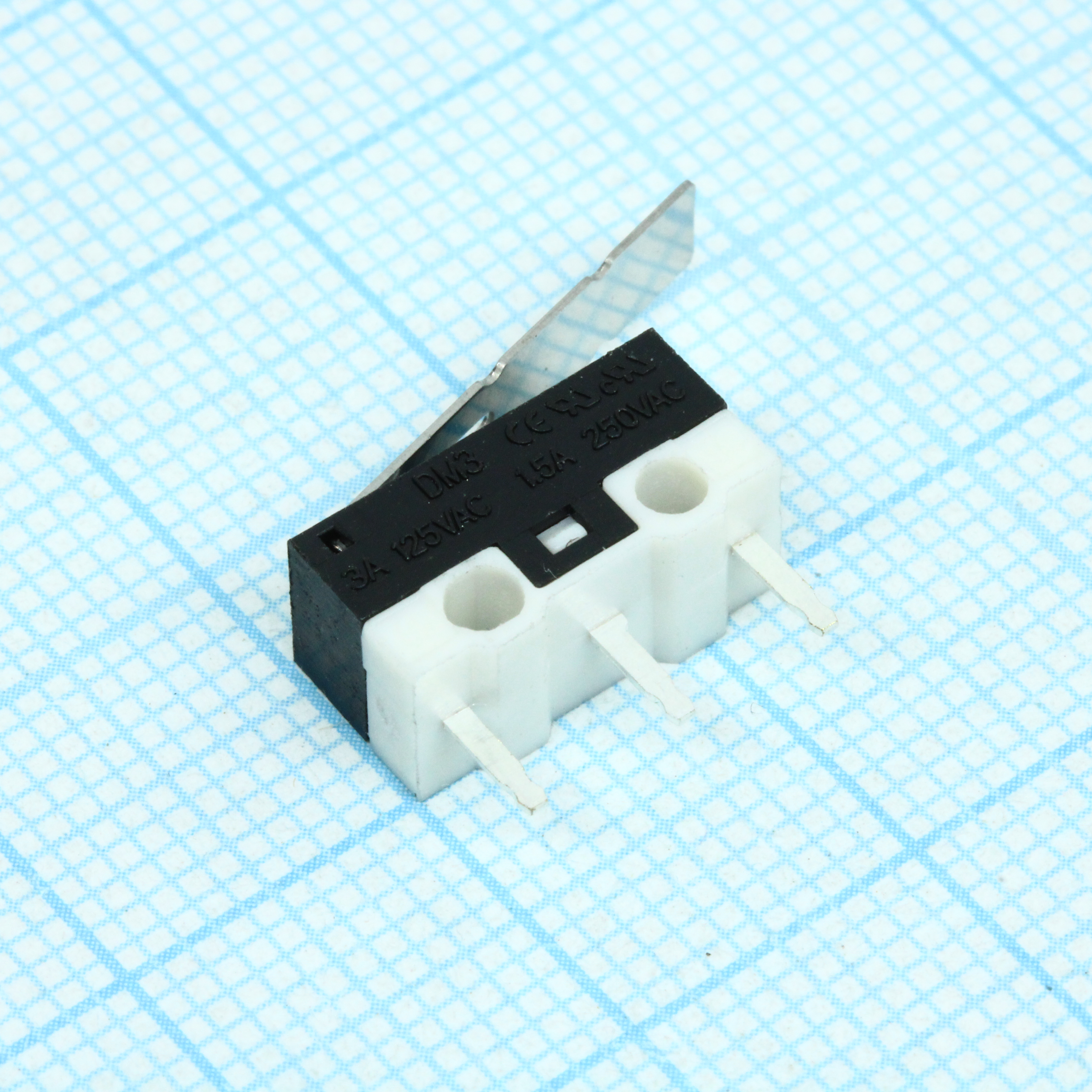 DM3-03P-25G-G-G - Switronic