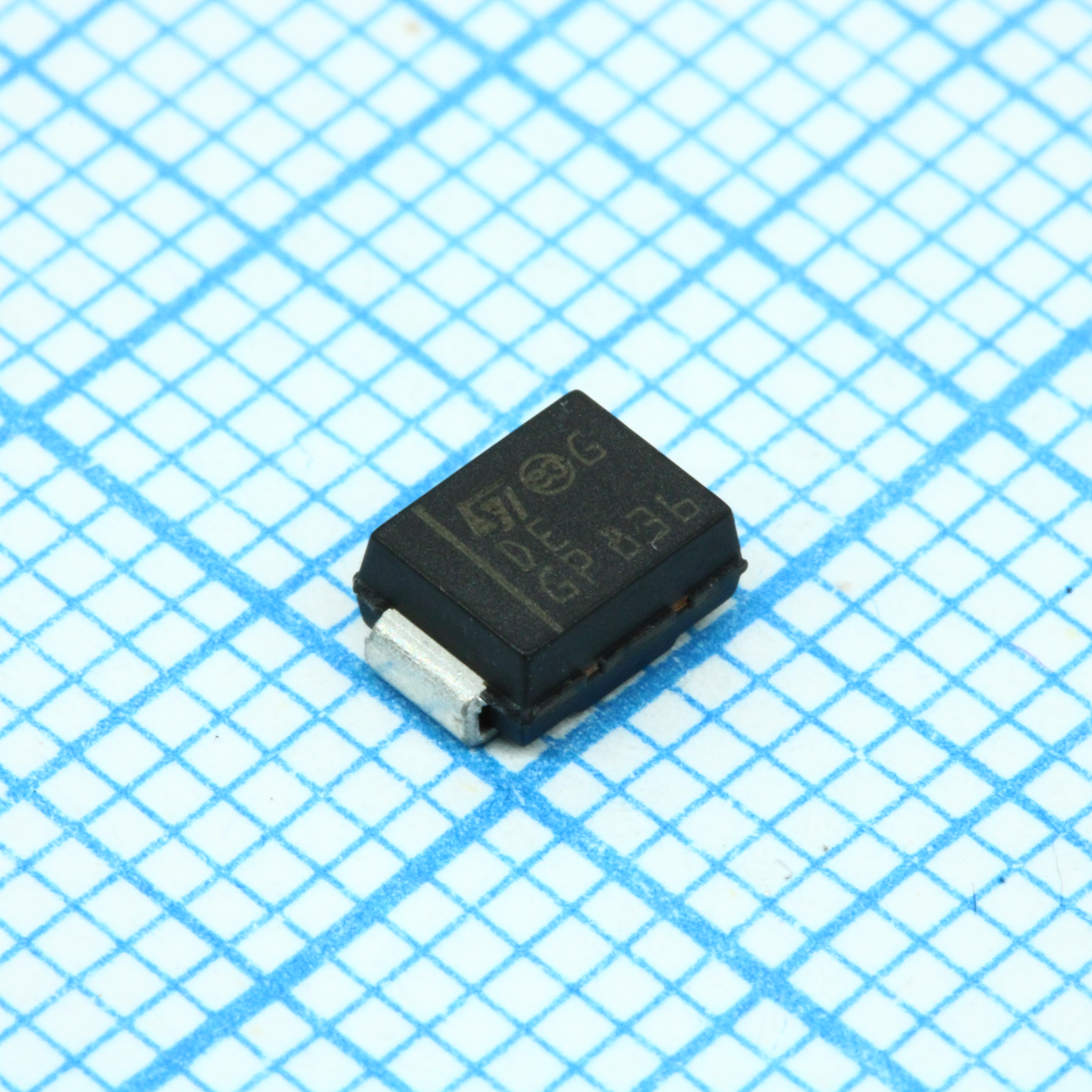 SM6T6V8A - STM