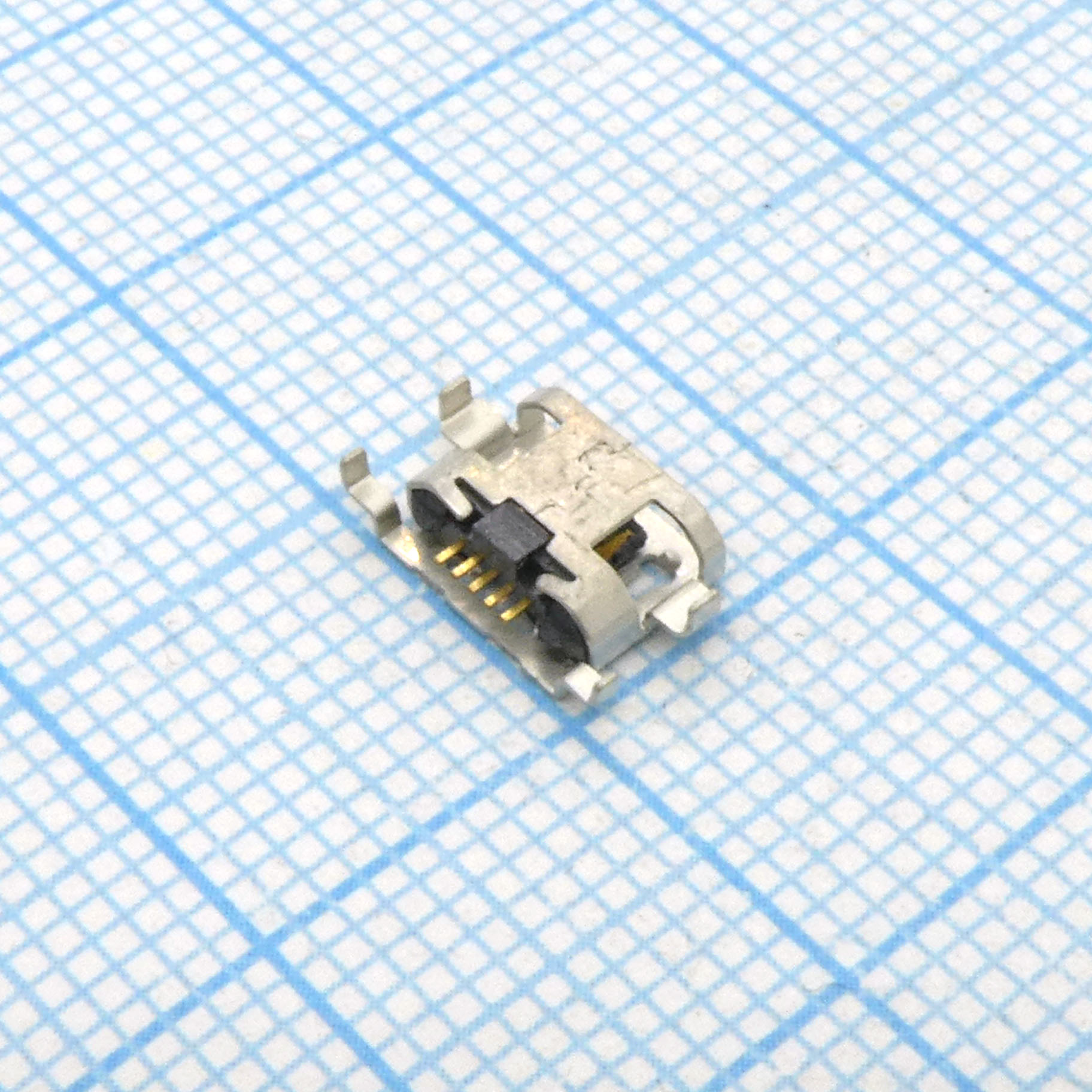 microUSB 5BF1-REV в разрез платы - .