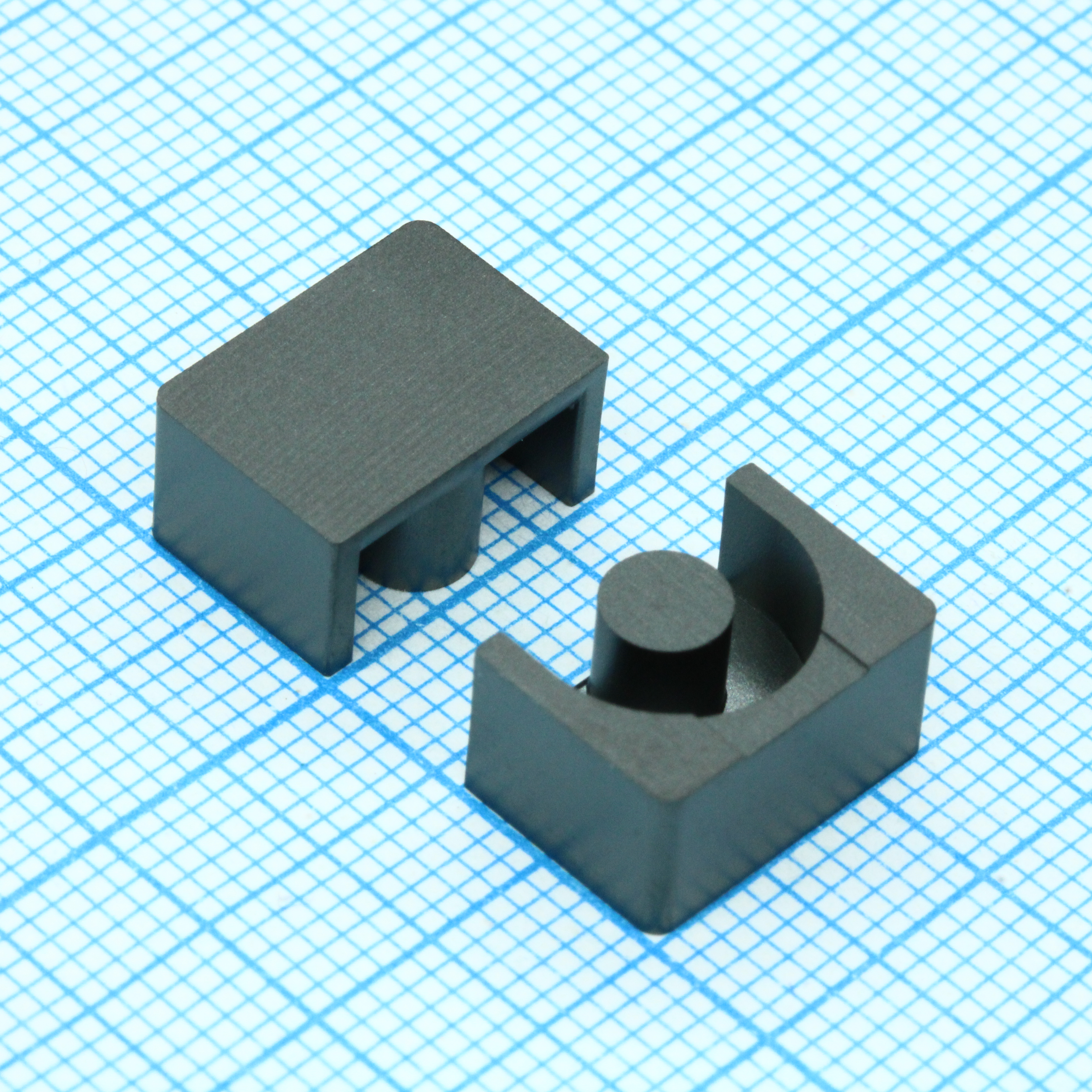 B65843A0100A087 - EPCOS