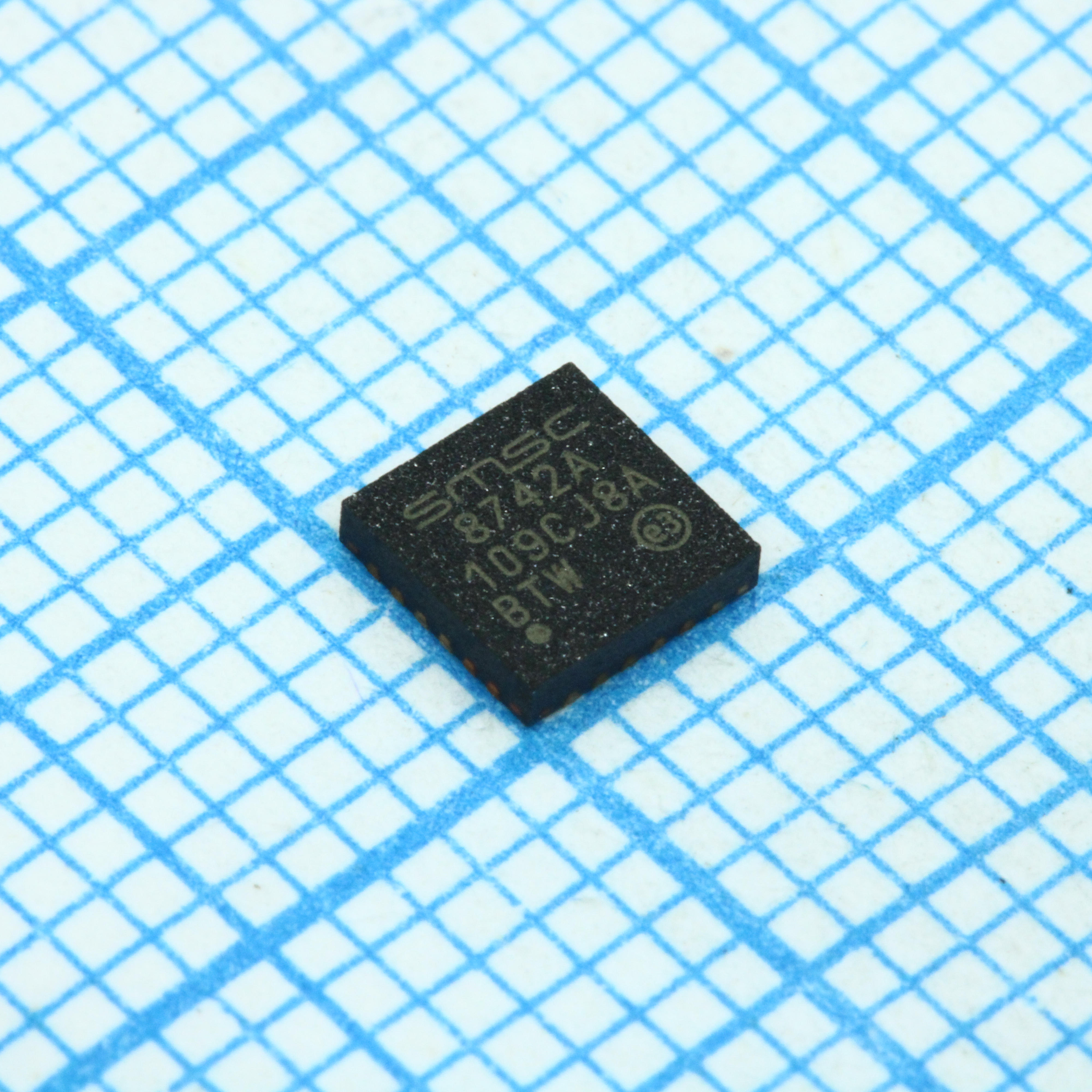 LAN8742A-CZ-TR - MCHP