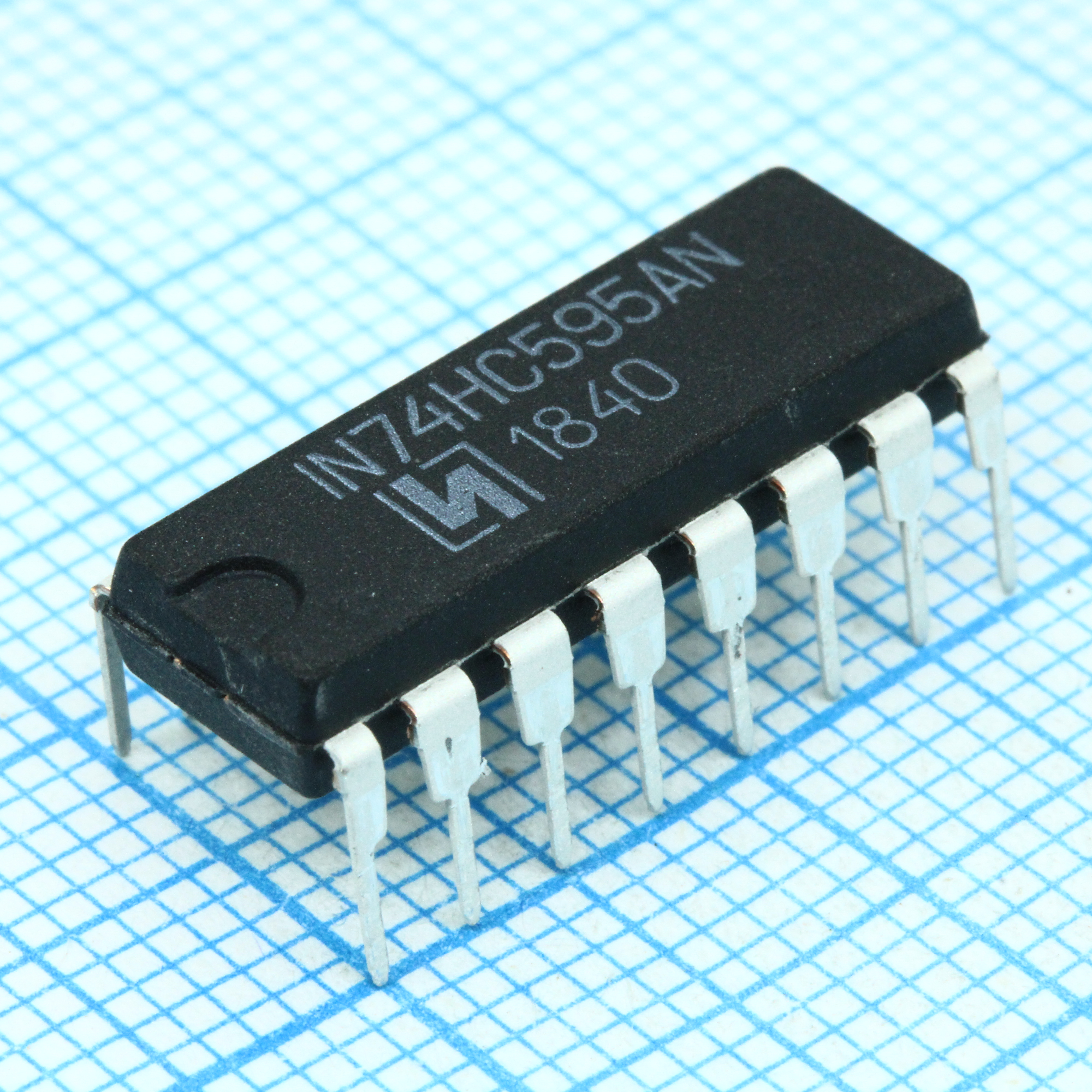 IN74HC595AN - Интеграл