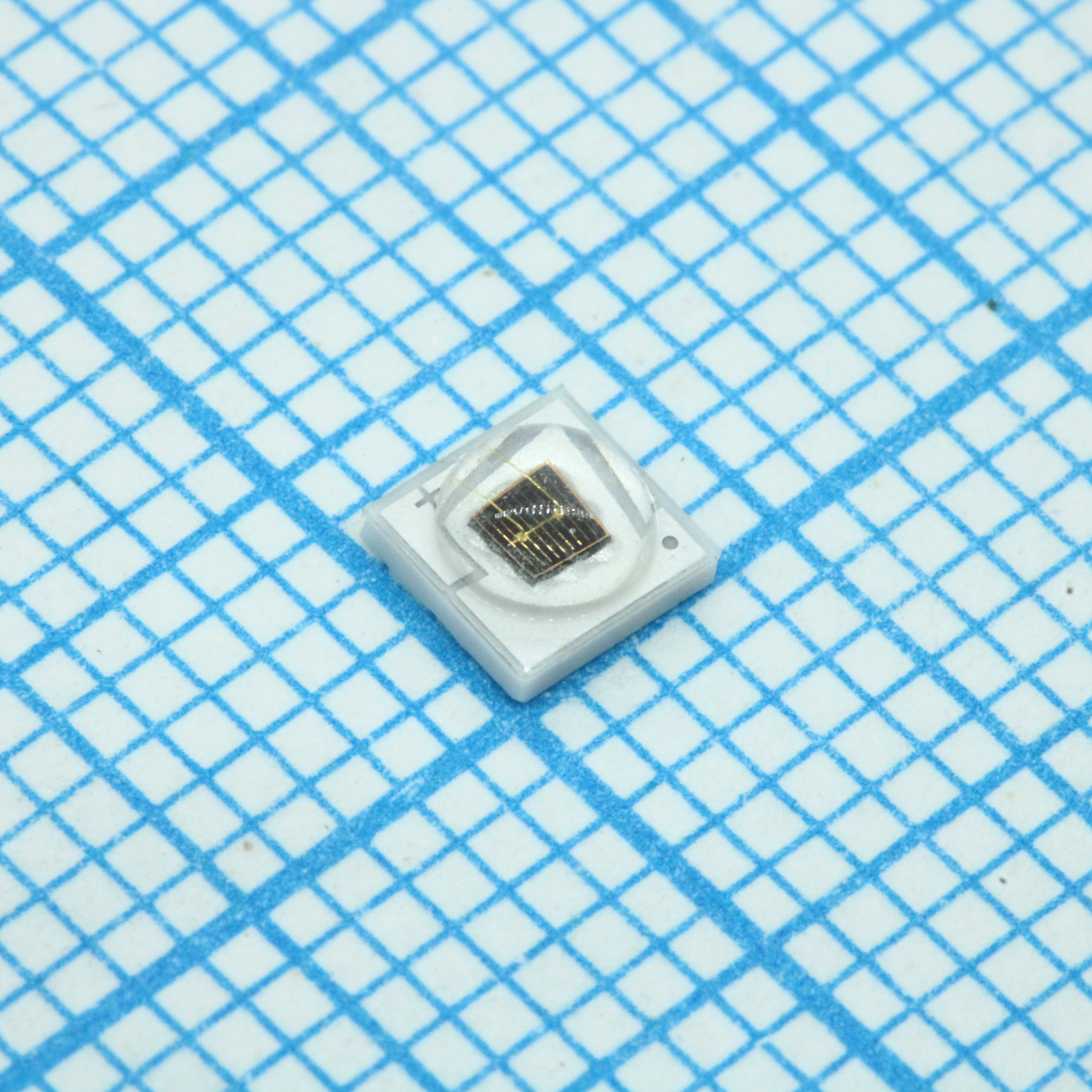 HL-C3535F4IR3GA-ZW - HongLi