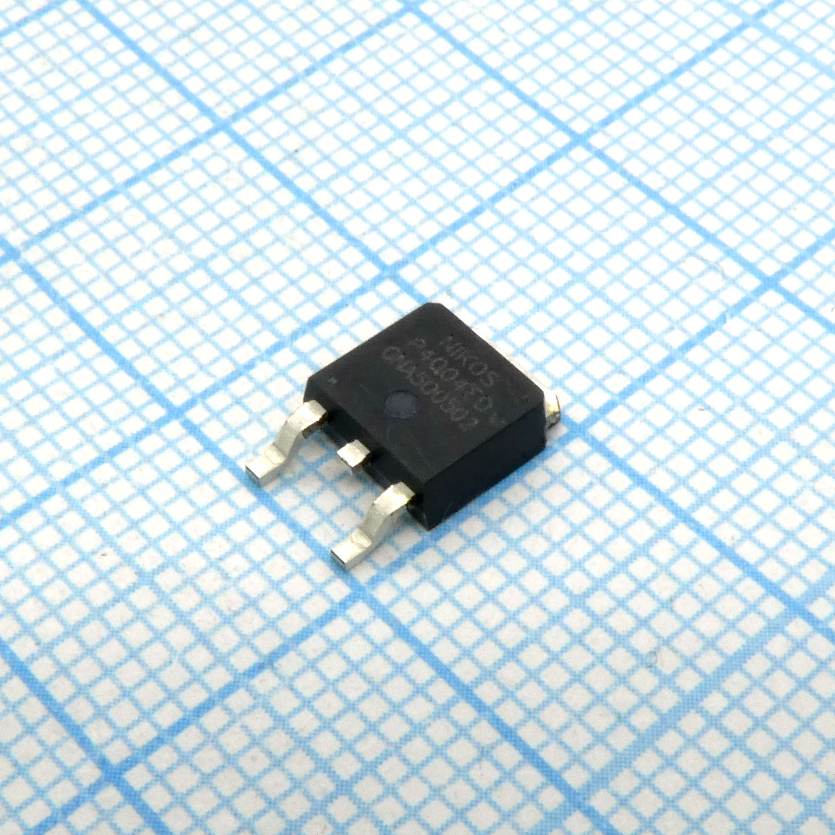 P4004ED - NIKO-SEM