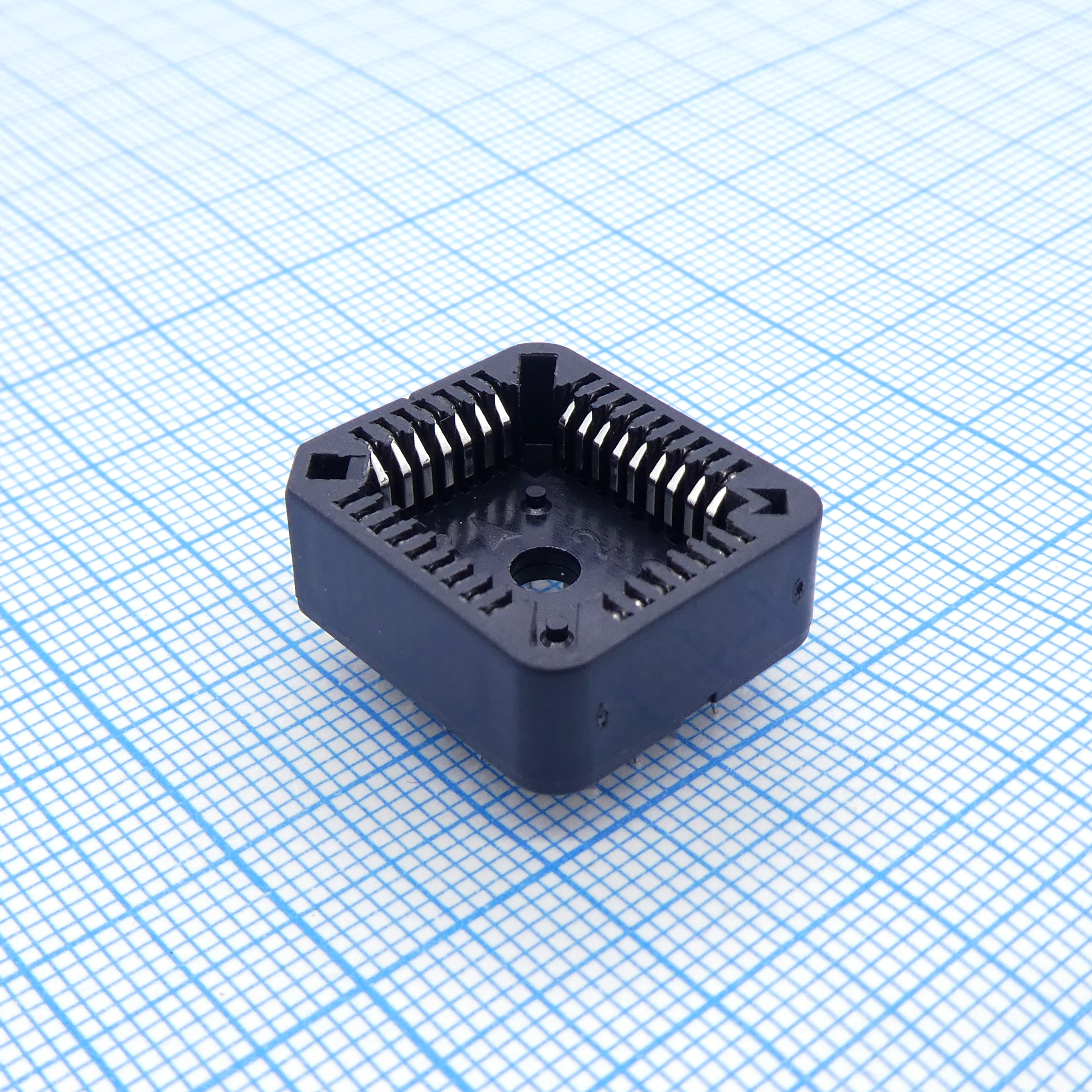 DS1032-32SDNT1A - CONNFLY
