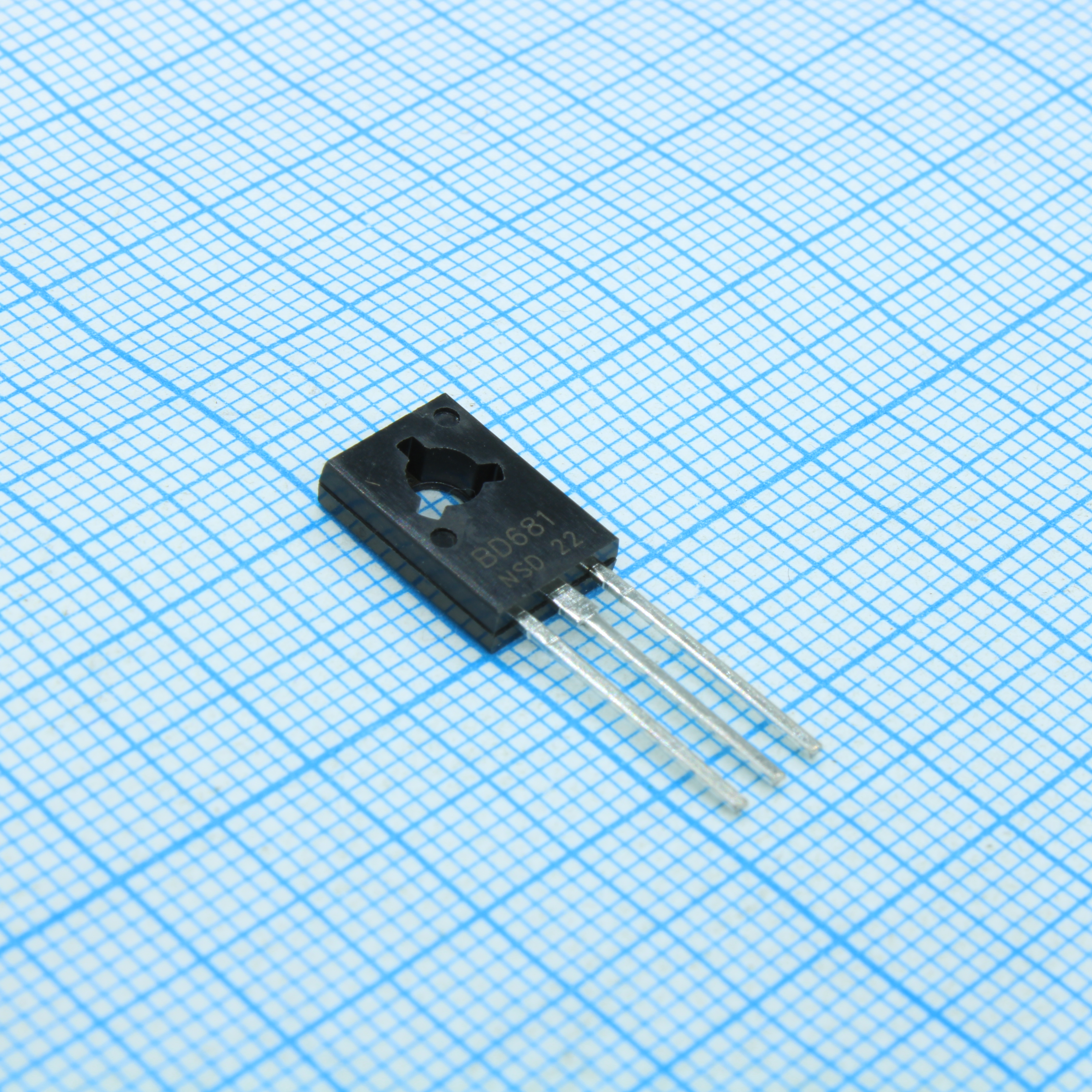 BD681 - Hottech