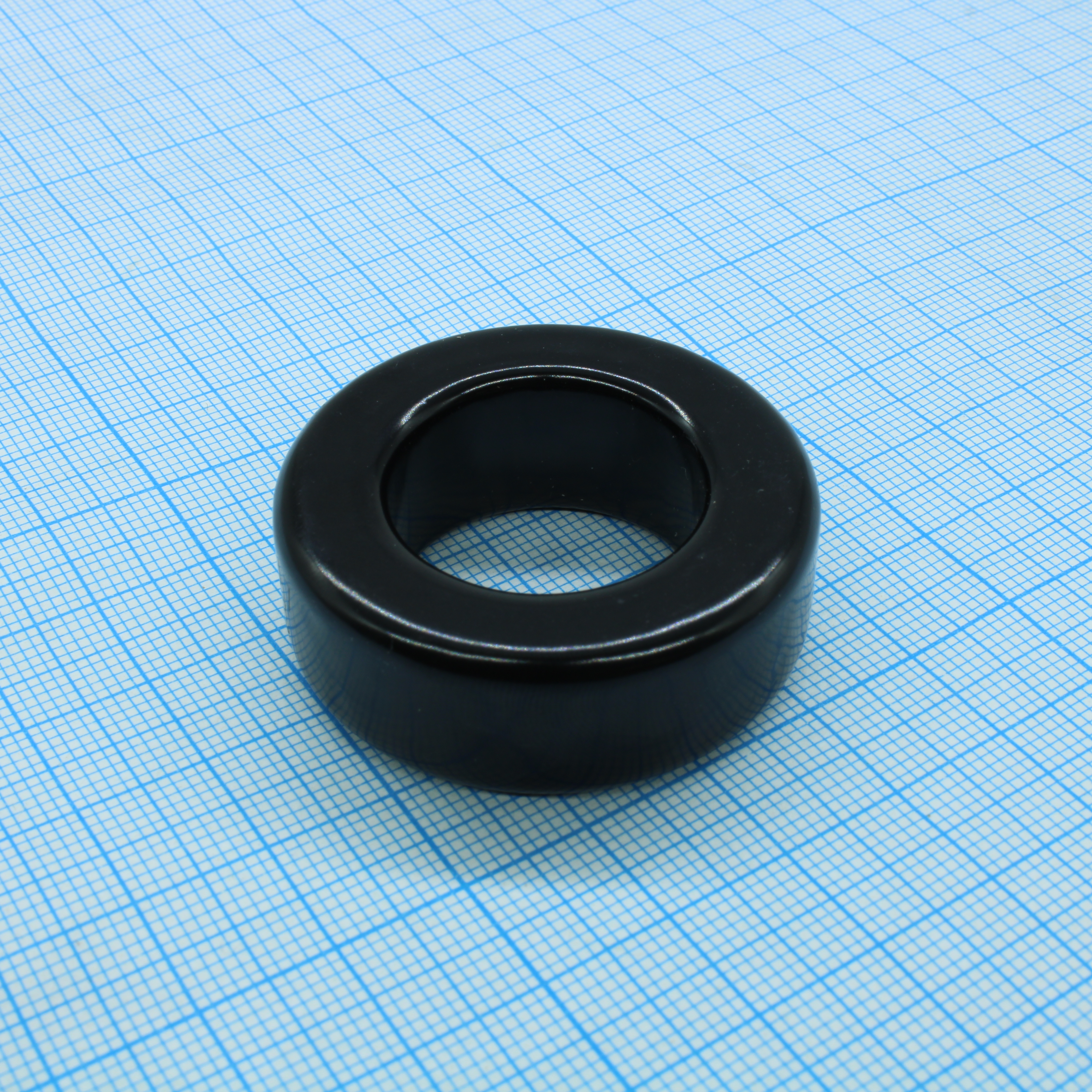 0077254A7 - Magnetics