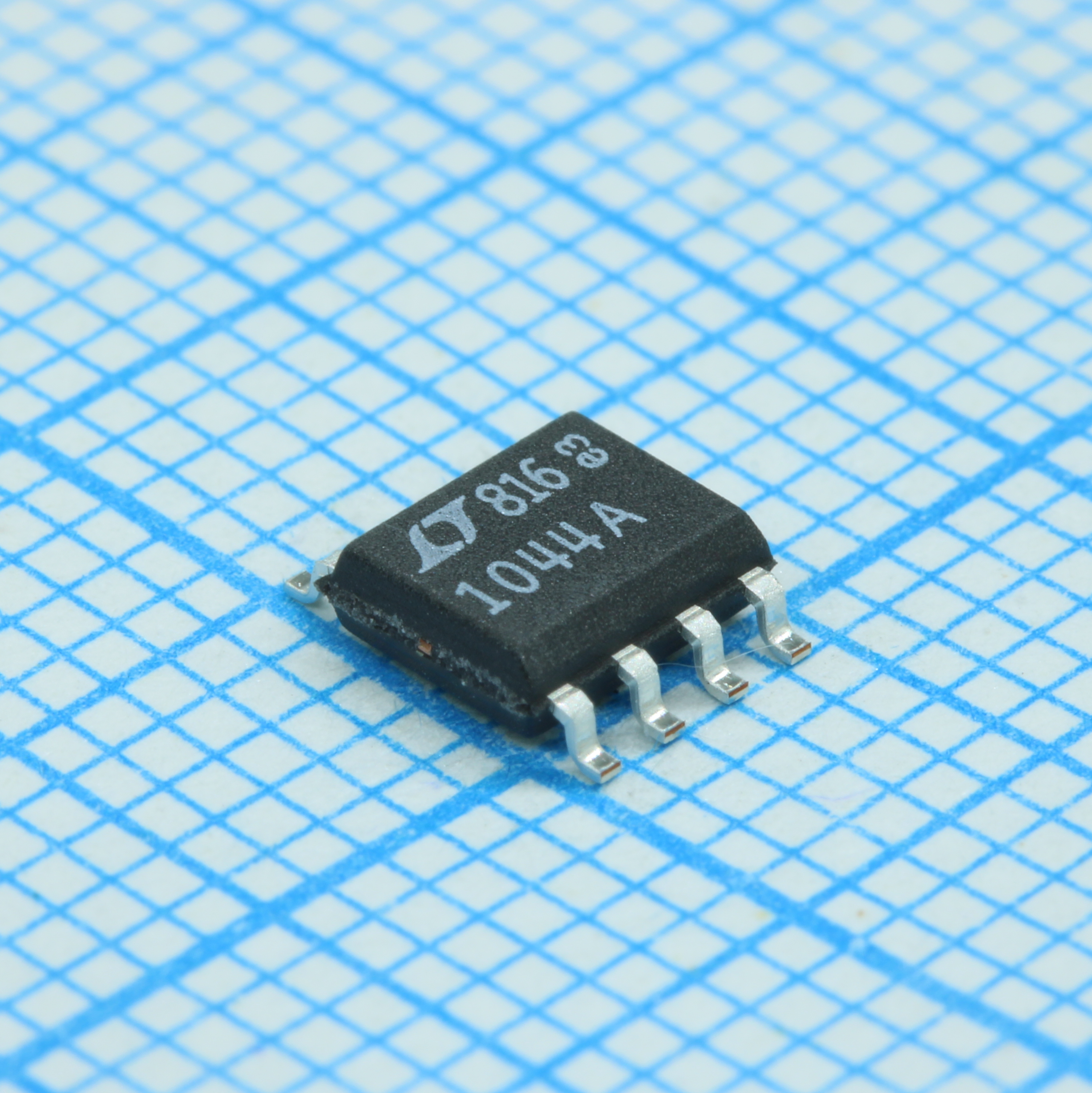LTC1044ACS8TRPBF - AD