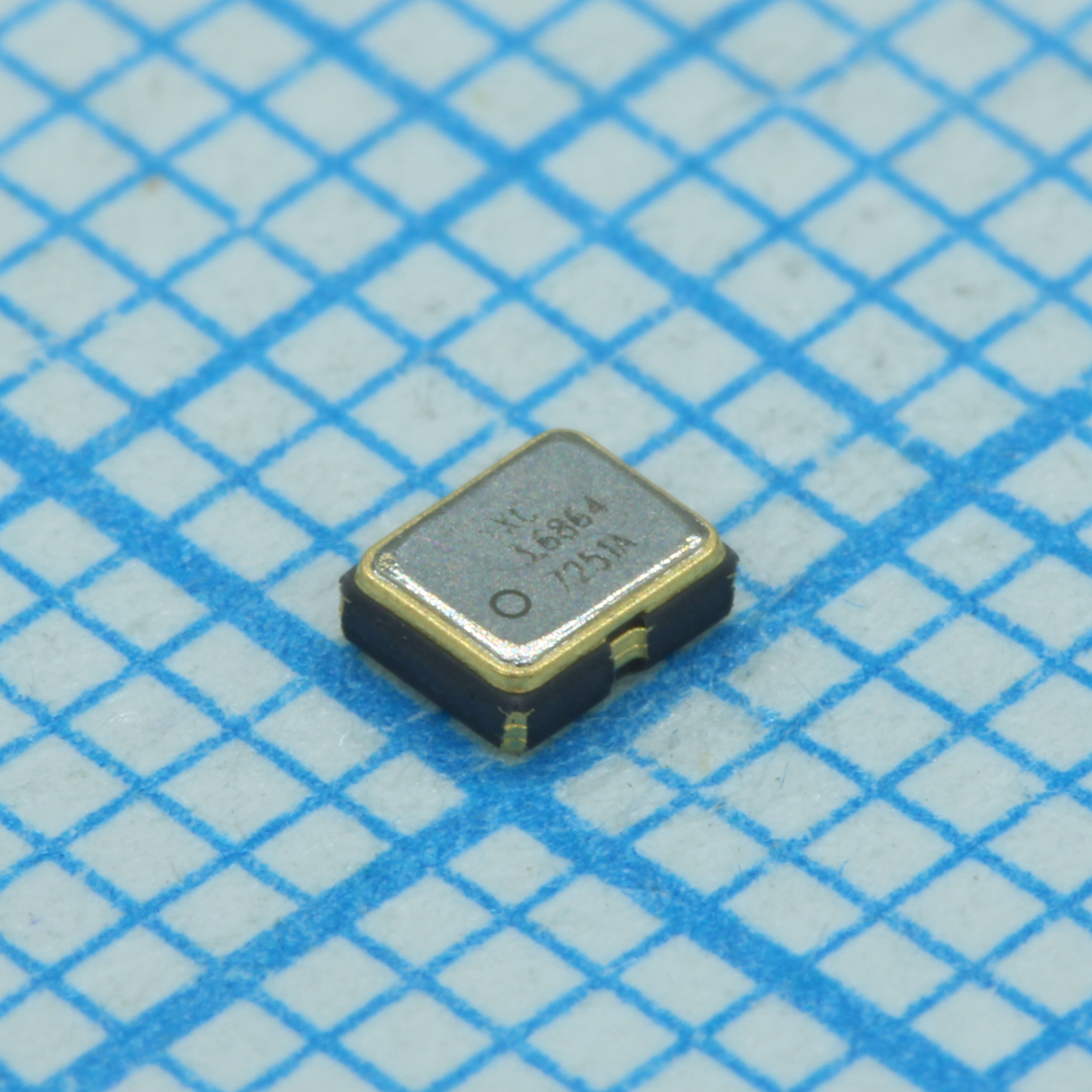 YSO690PR 3.6864MHZ 3.3V 20PPM - YXC