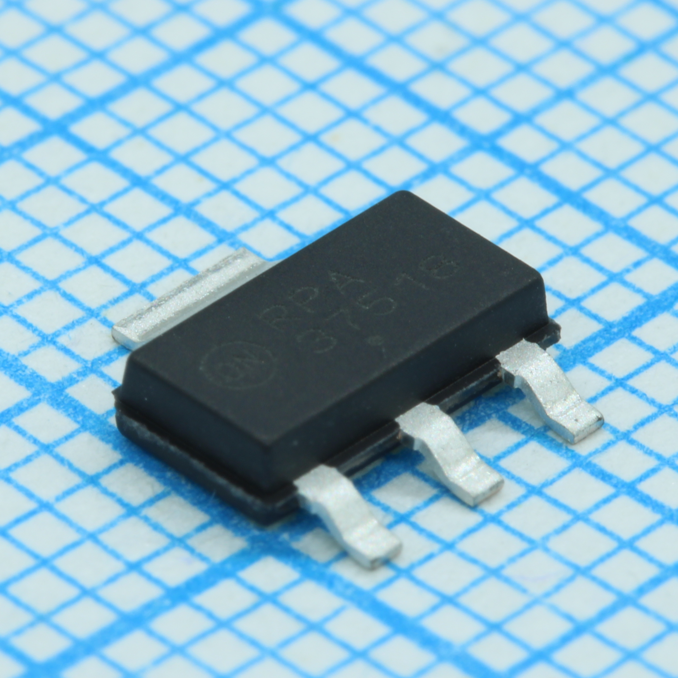 LM2937IMPX-3.3/NOPB - Texas