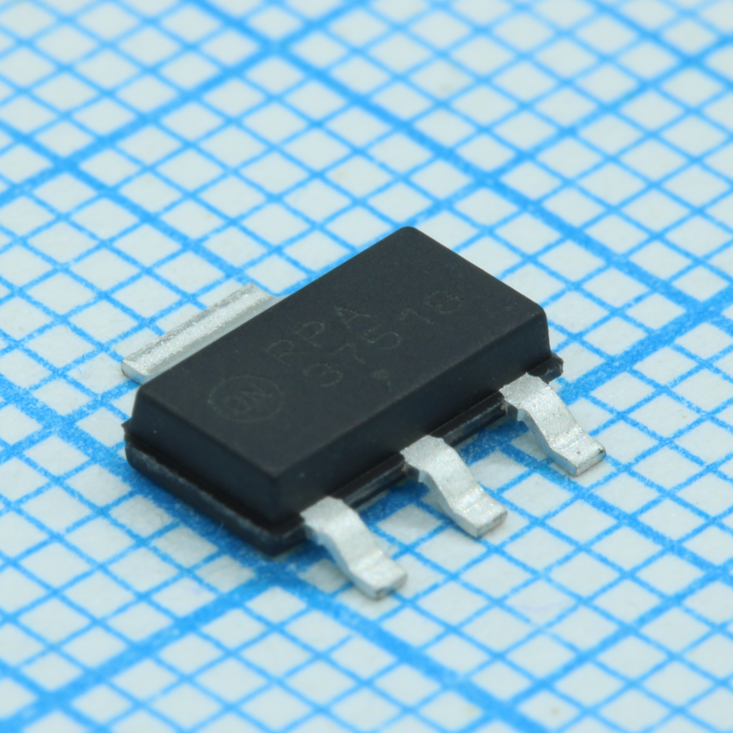 LM1117GS-3.3 - HTC TAEJIN