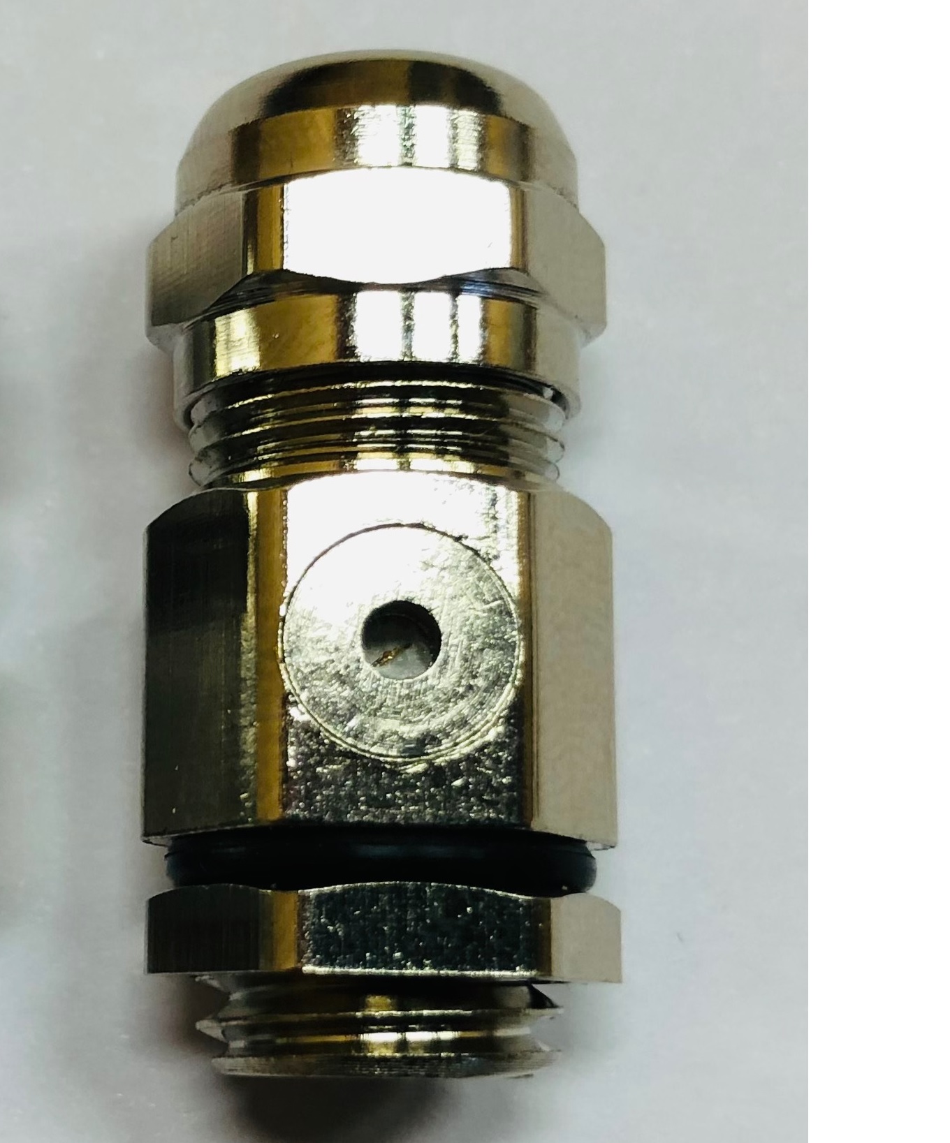 Каб.Ввод с клапаном M12L-BR металл - Fucon