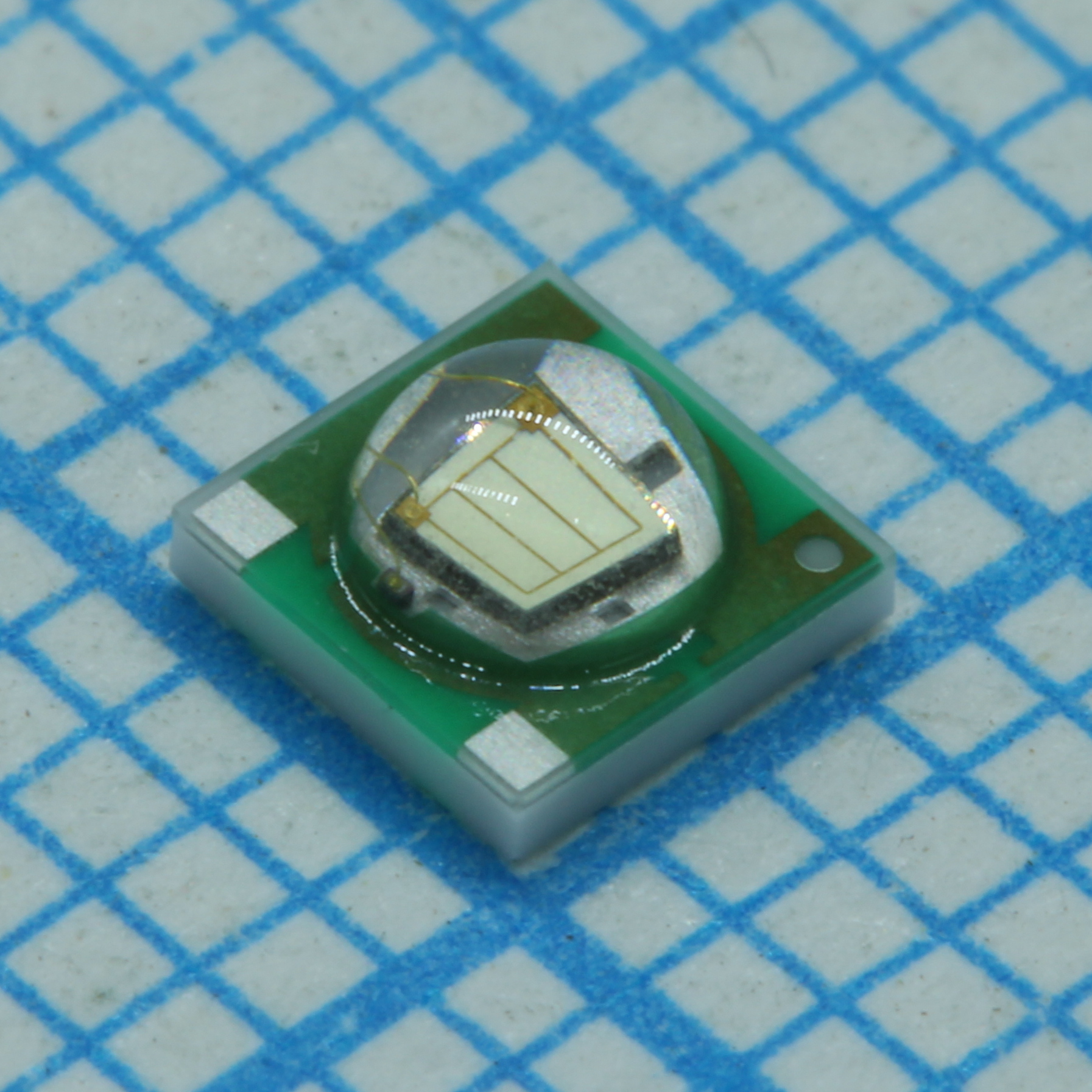 XPEGRN-L1-0000-00C01 - CREE-LED