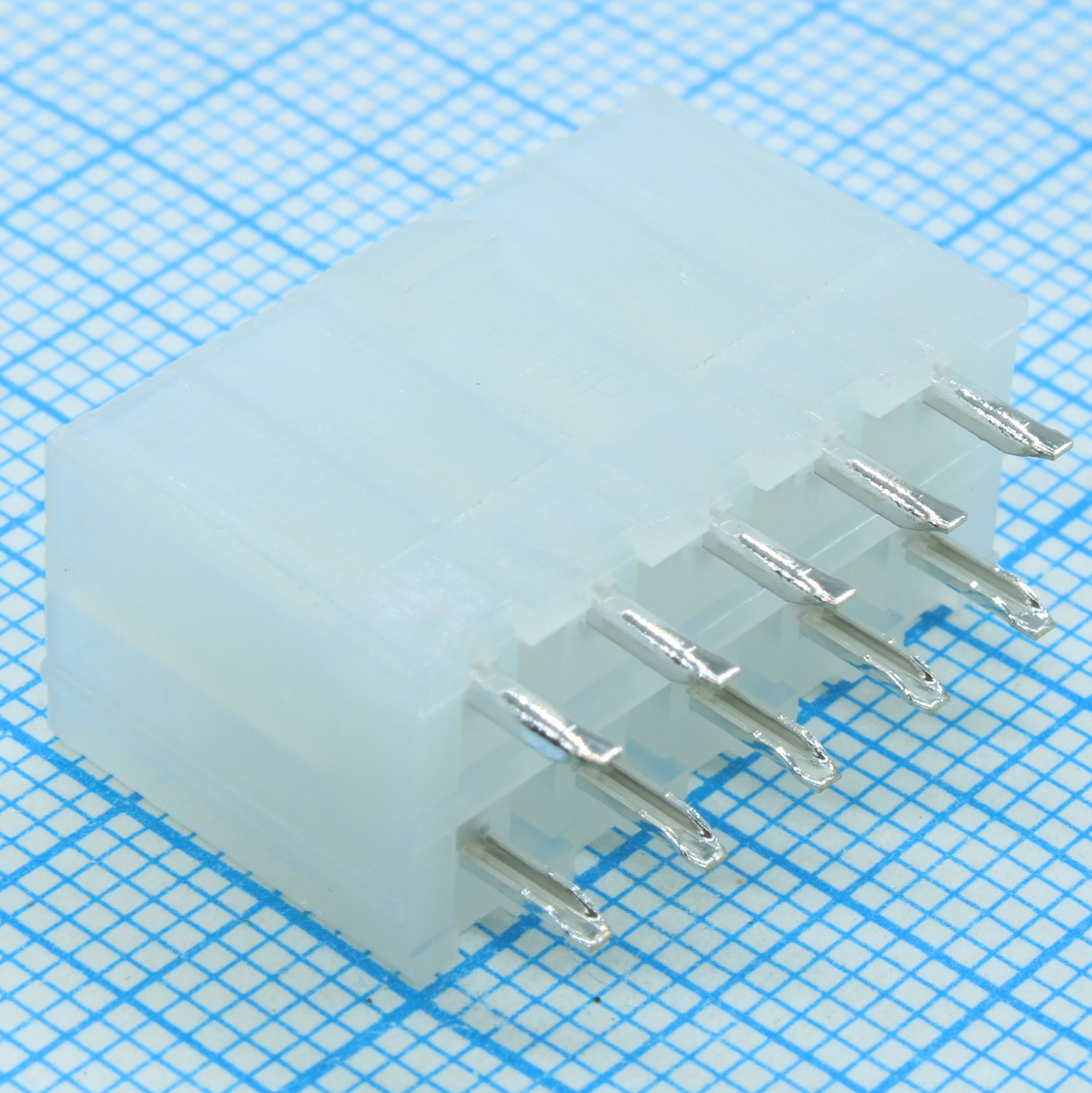 1-1586037-0 - TE Connectivity