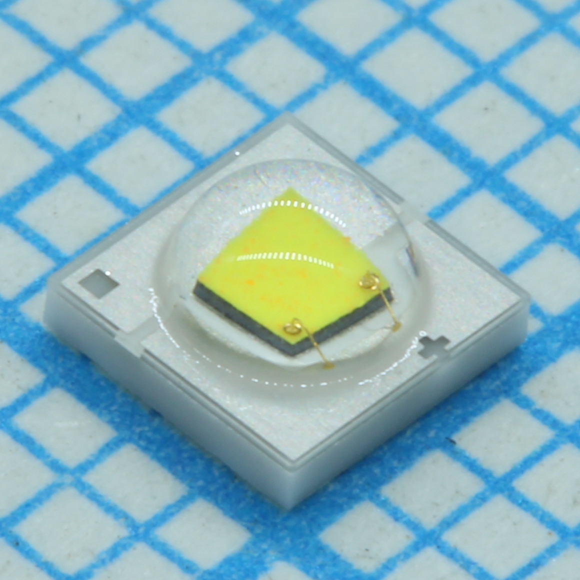 XPEWHT-L1-0000-00F02 - CREE-LED