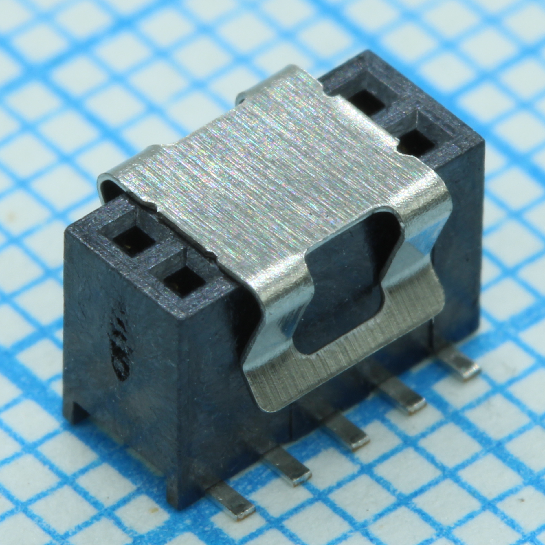 20021321-00010C4LF - AMPHENOL