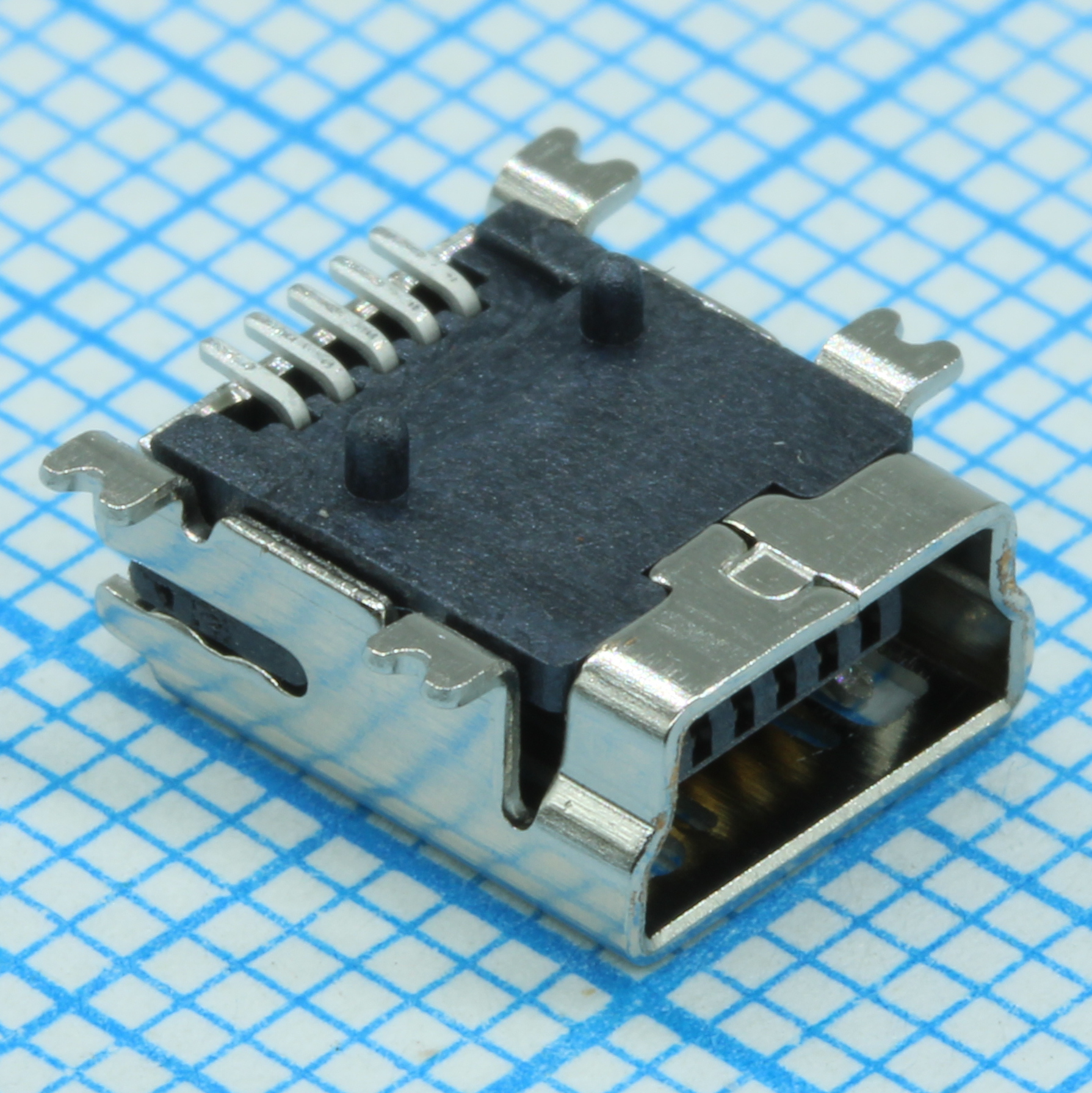 10033526-N3212LF - AMPHENOL