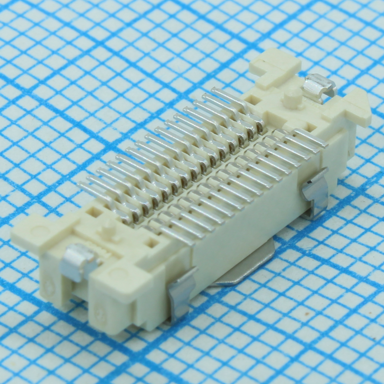 528850374 - Molex