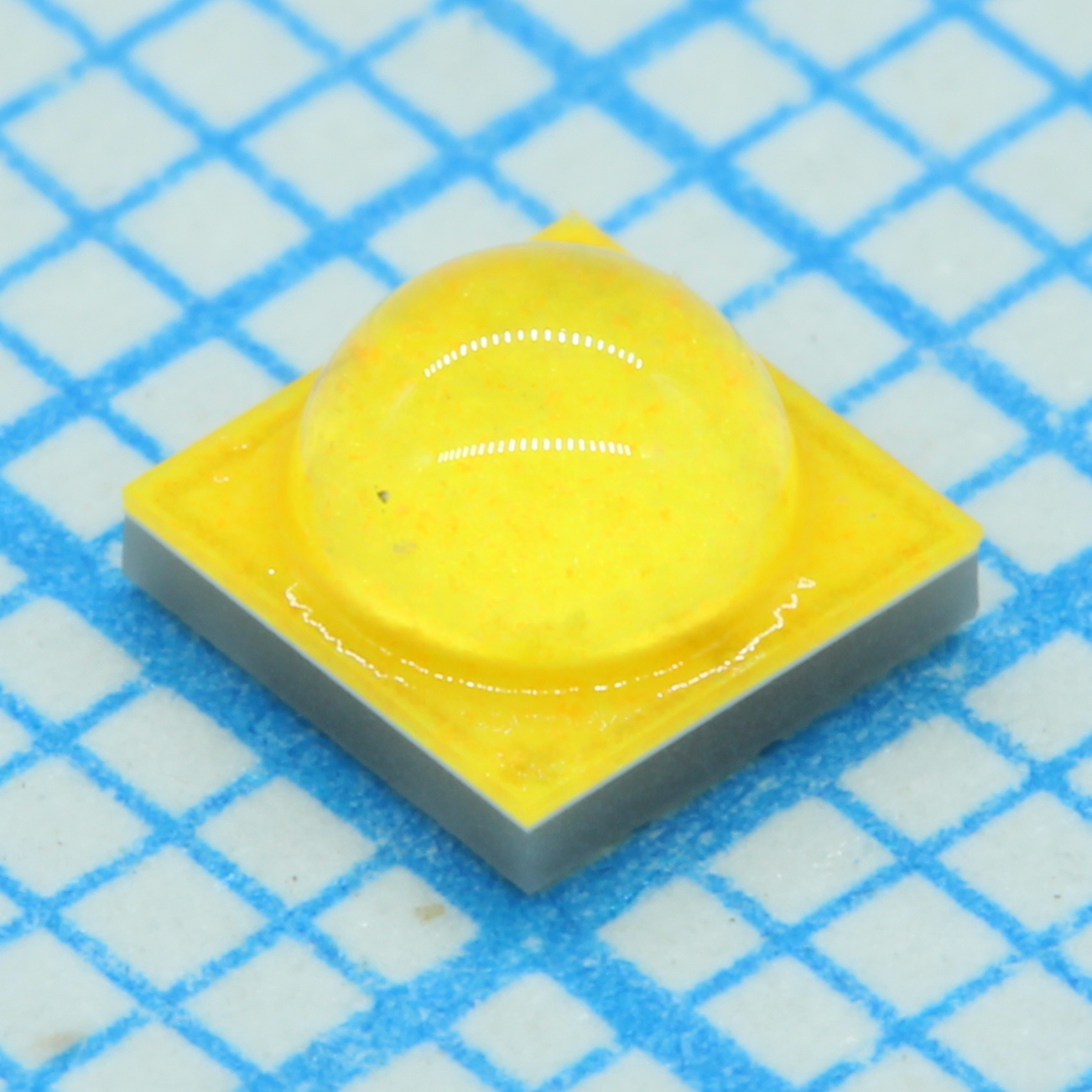 XTEAWT-E0-0000-000000LE3 - CREE-LED