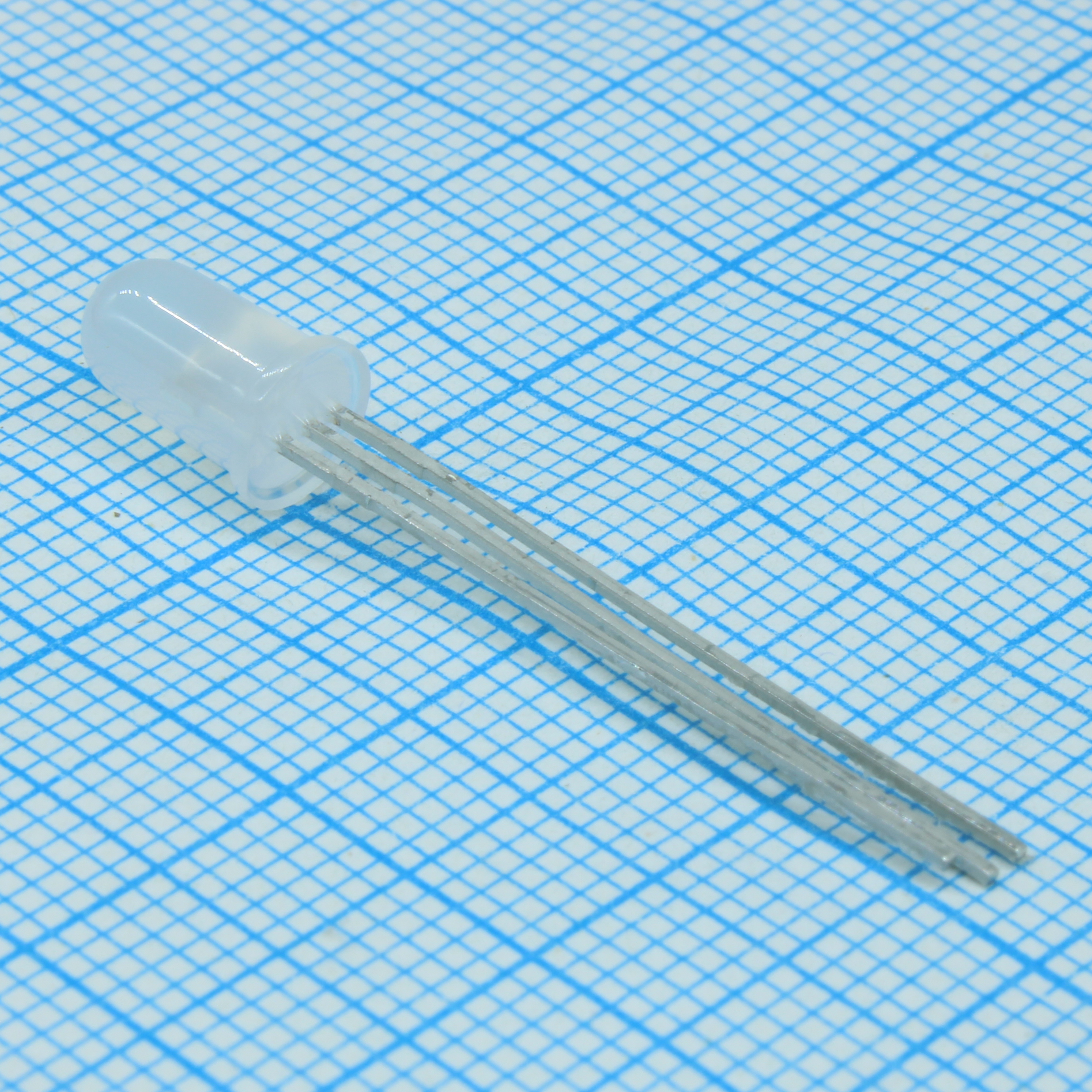 HLMP-4000#002 - Broadcom
