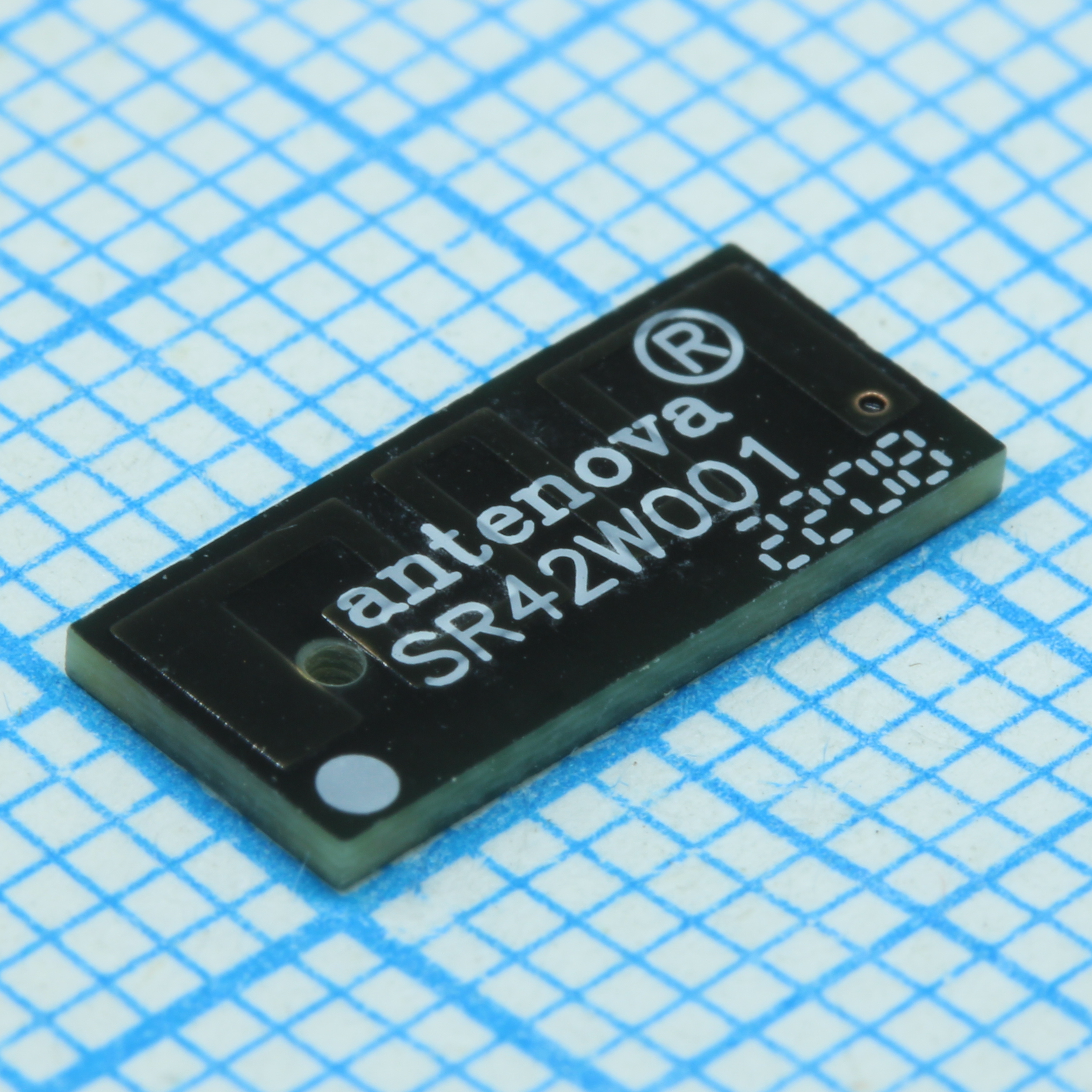 SR42W001 - Antenova