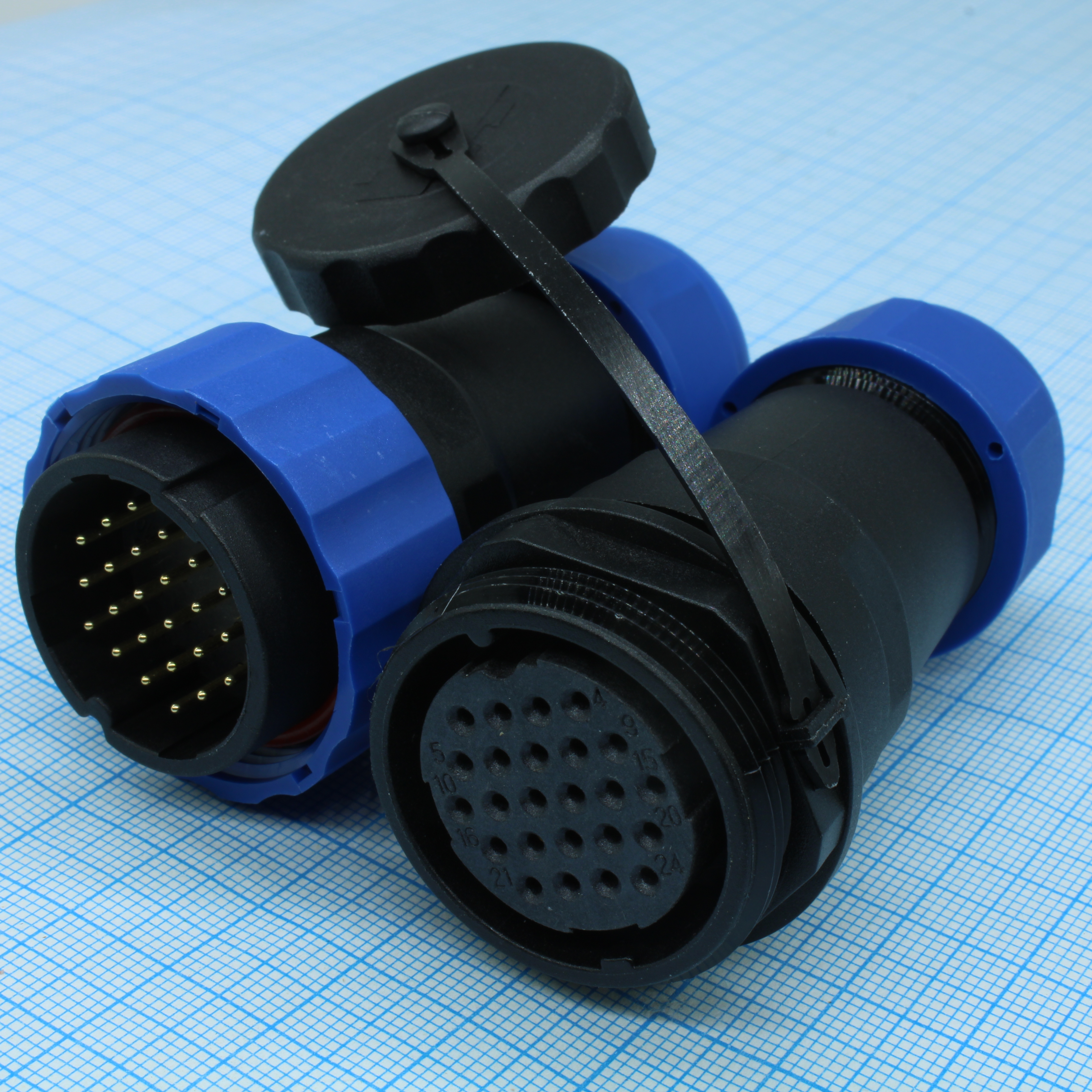 SZC28 24P-F-M - SZC