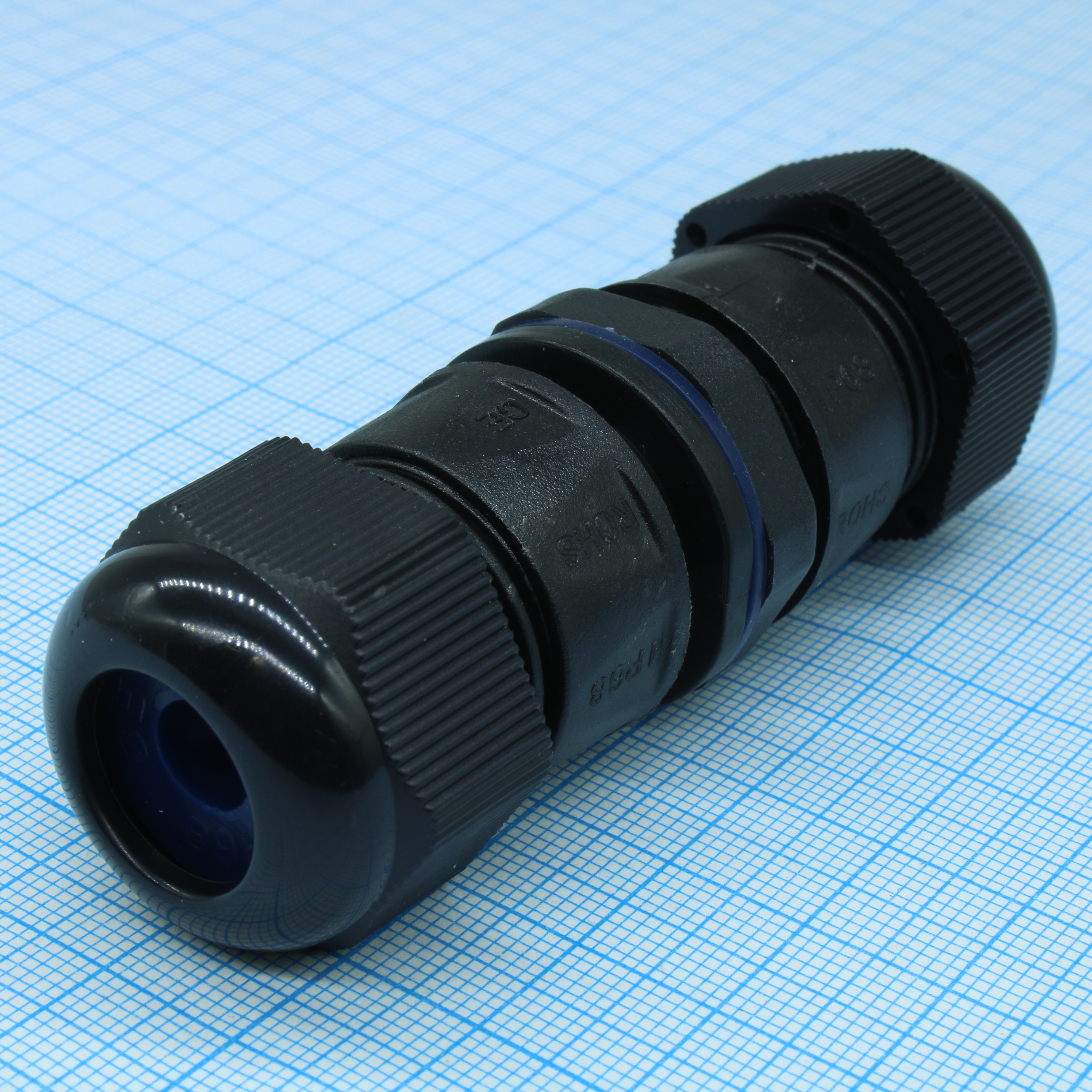 RJ45M20Z2-6A - SZC